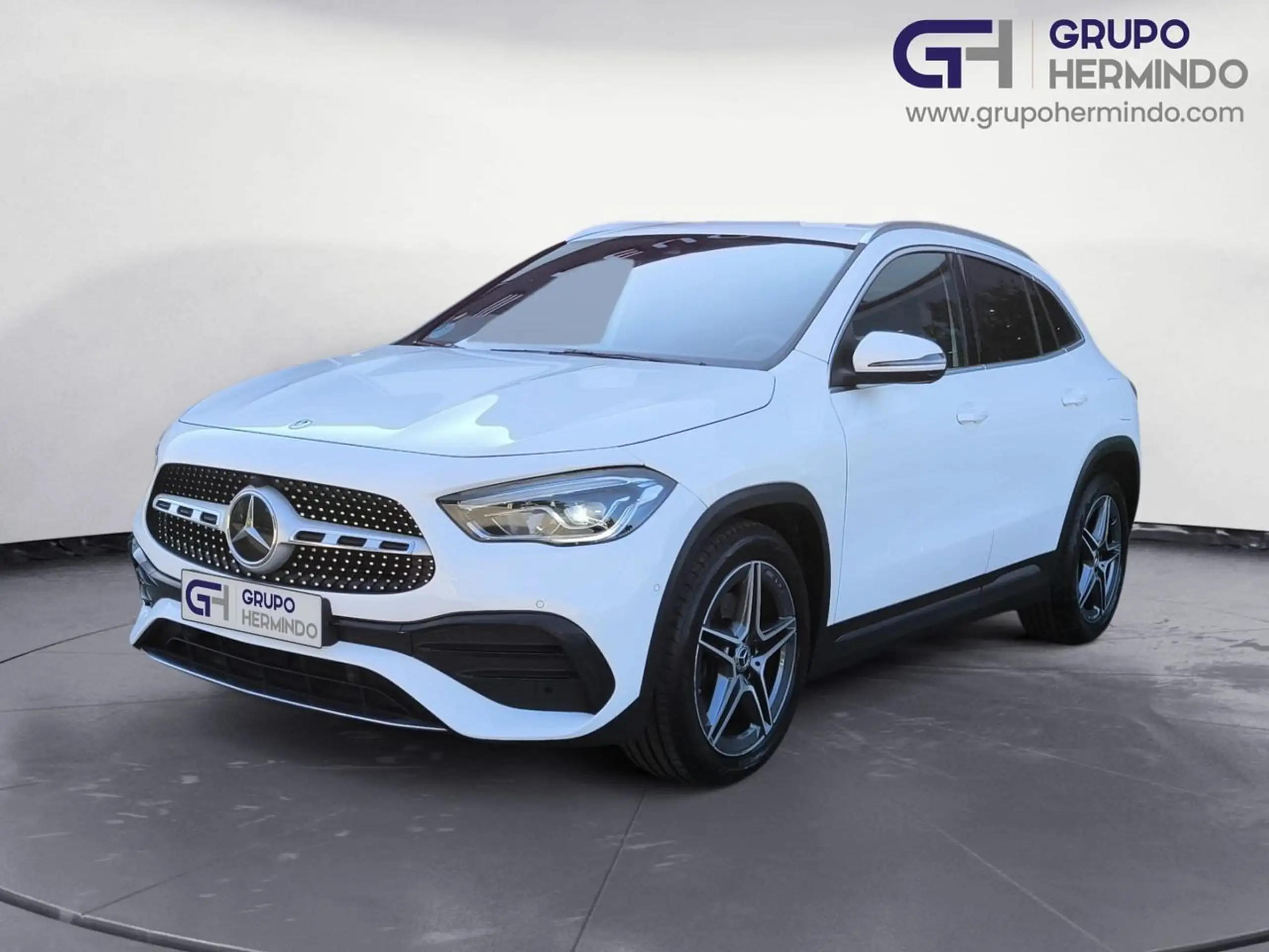 Mercedes-Benz - GLA 200