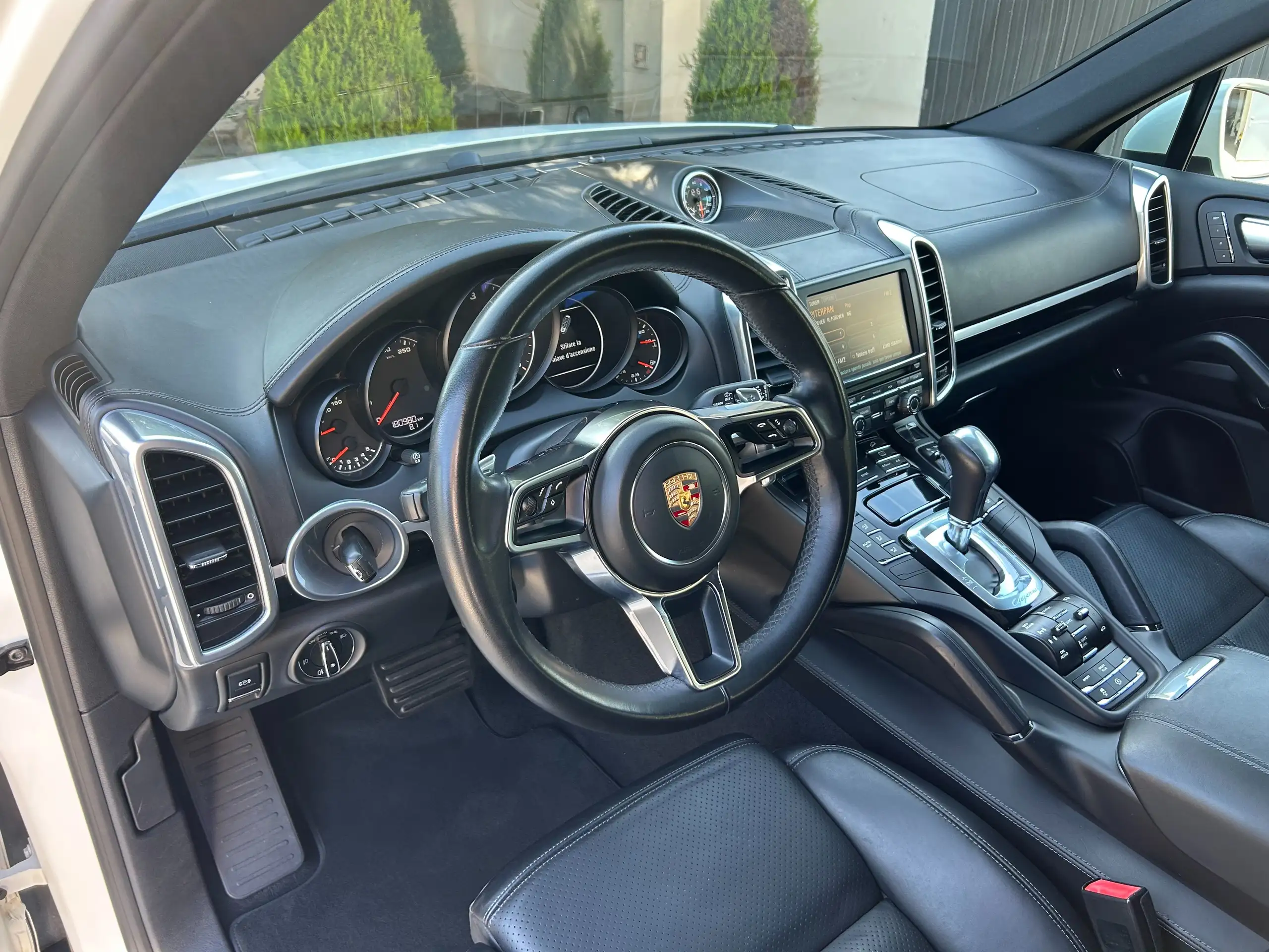 Porsche - Cayenne