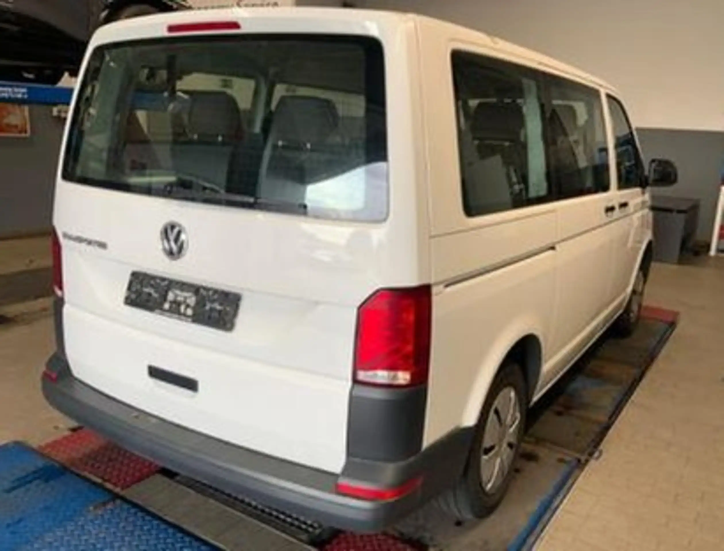 Volkswagen - T6.1 Transporter