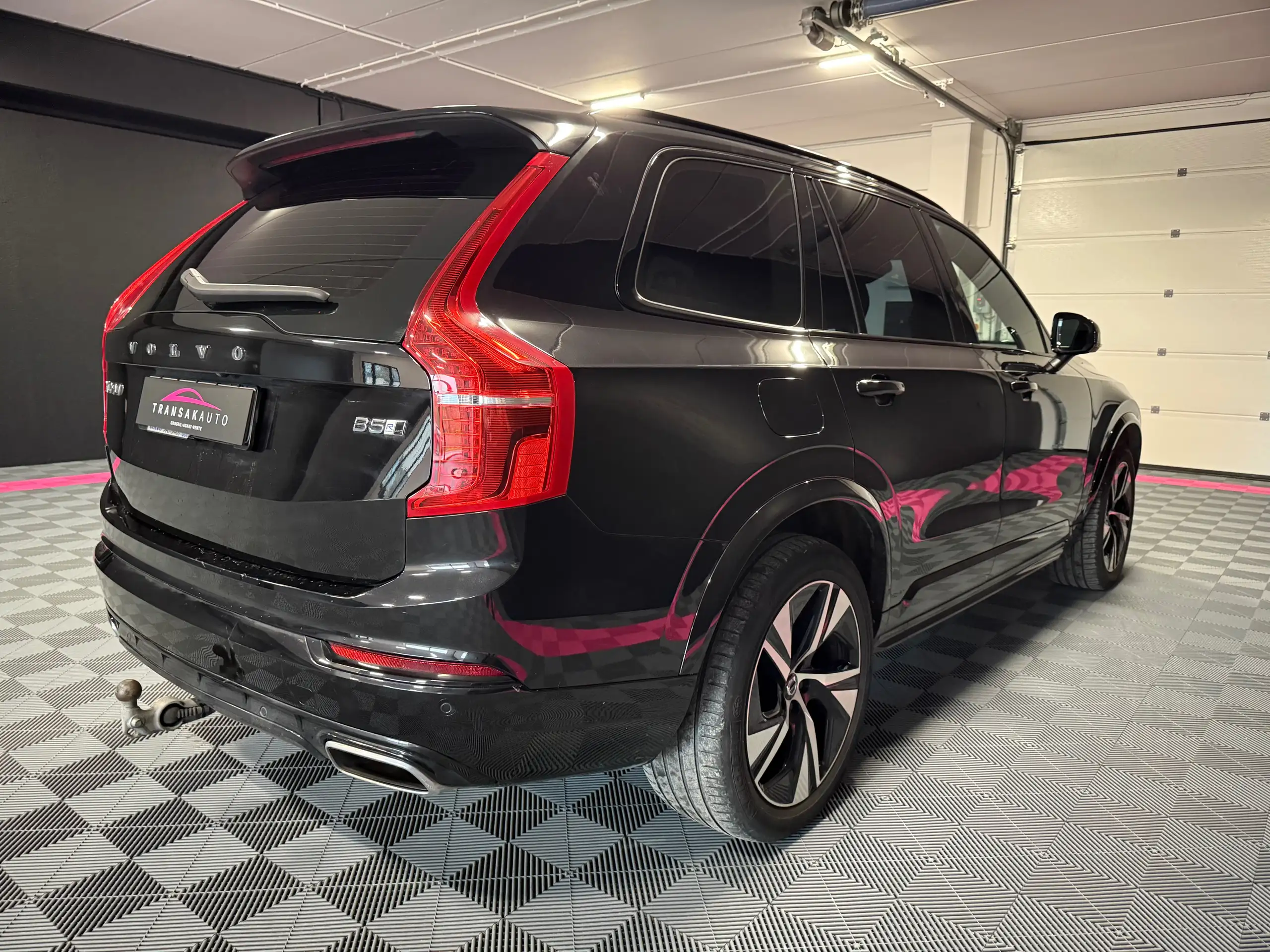 Volvo - XC90