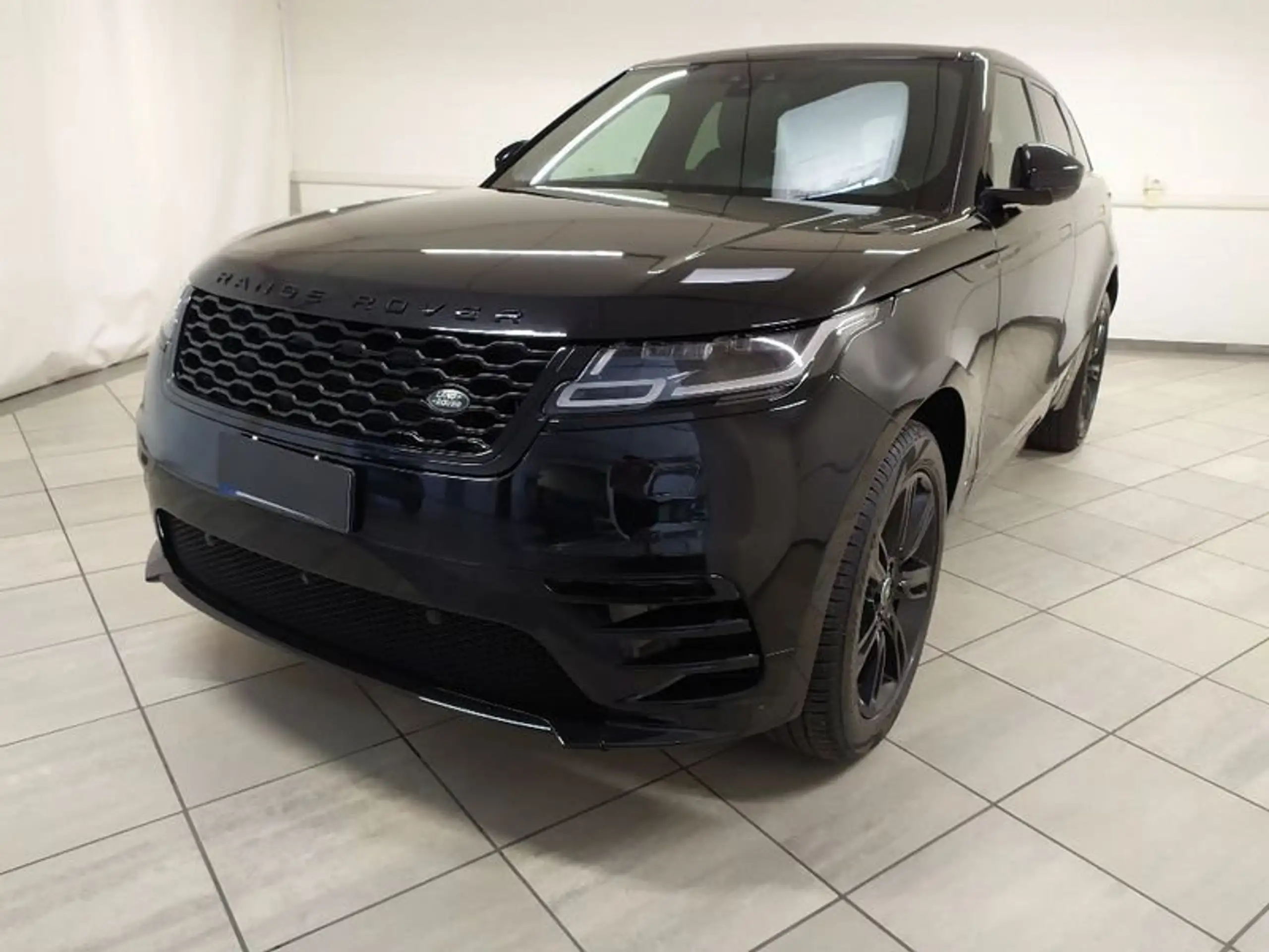 Land Rover - Range Rover Velar