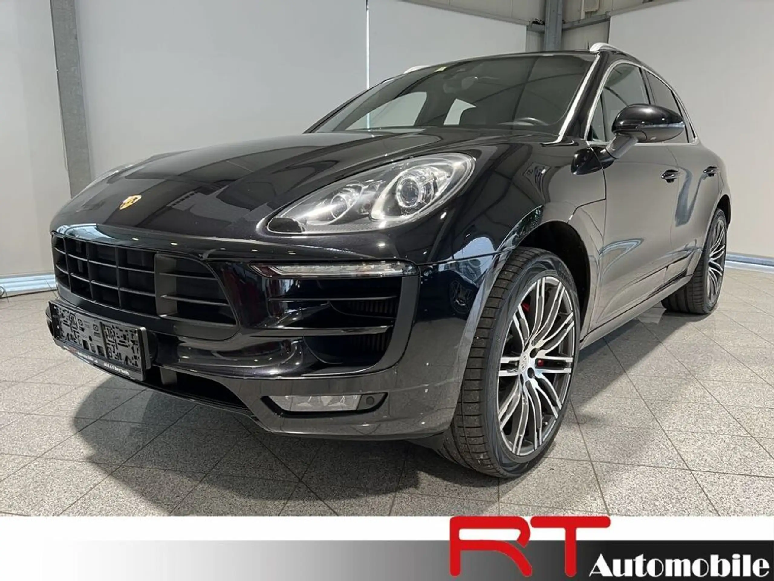 Porsche - Macan