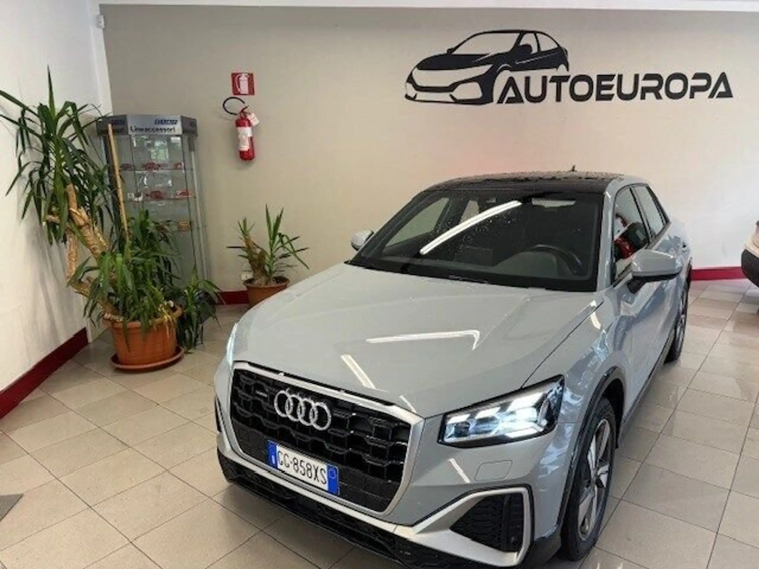 Audi - Q2