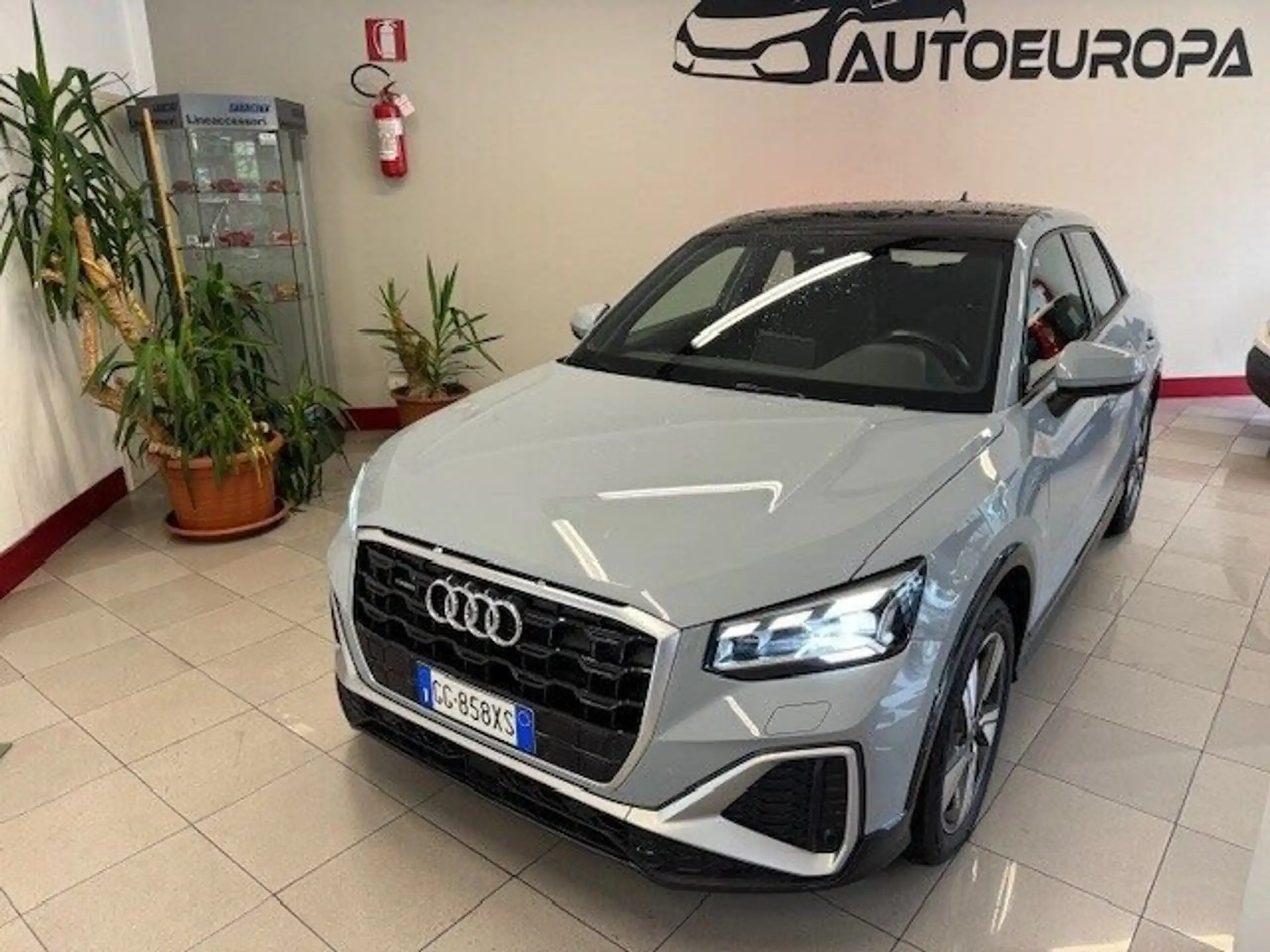 Audi - Q2