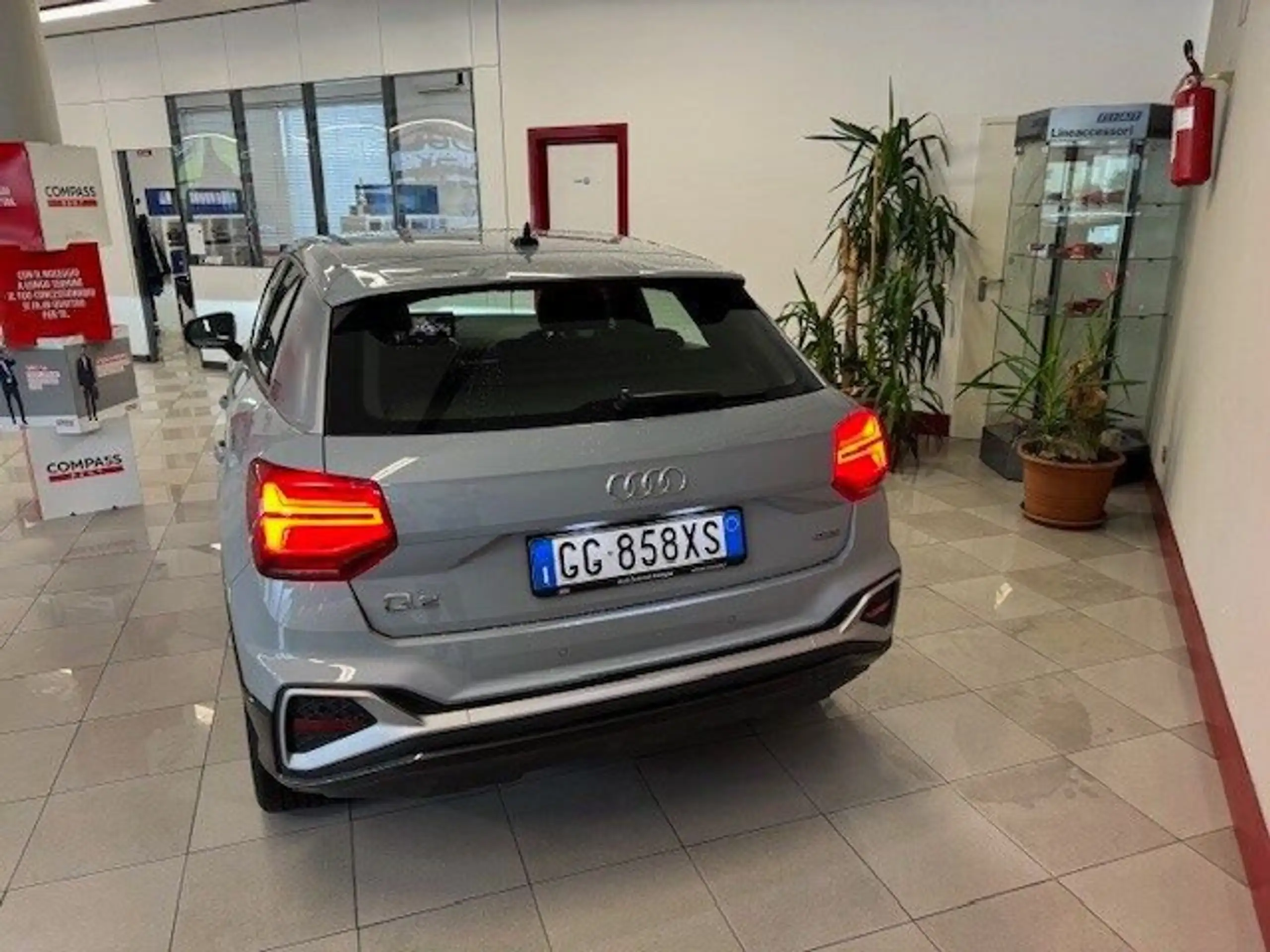 Audi - Q2