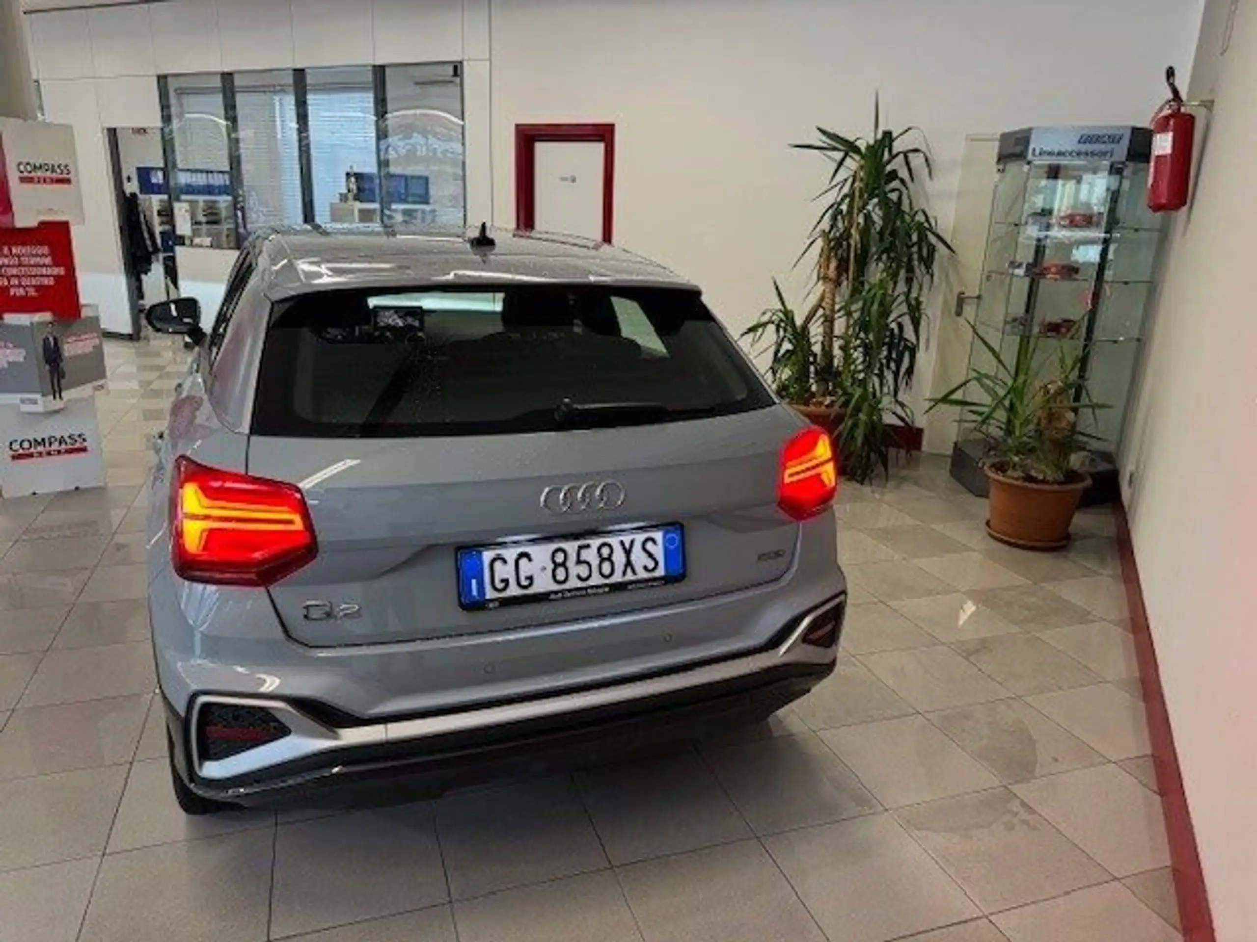 Audi - Q2