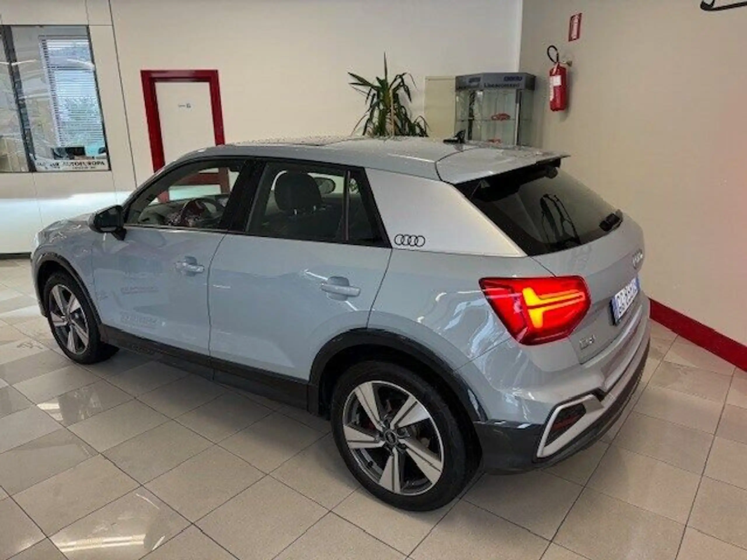 Audi - Q2