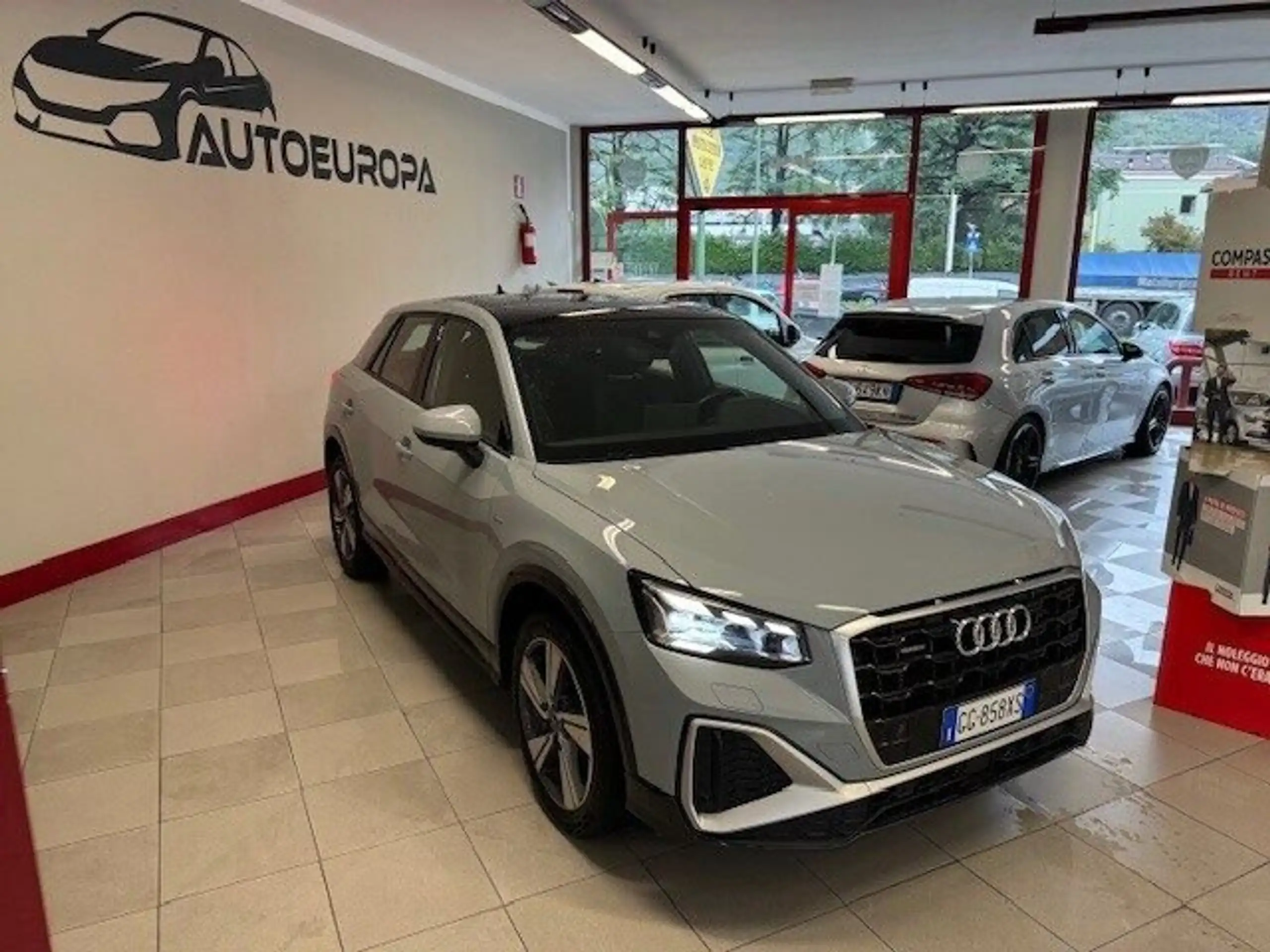 Audi - Q2