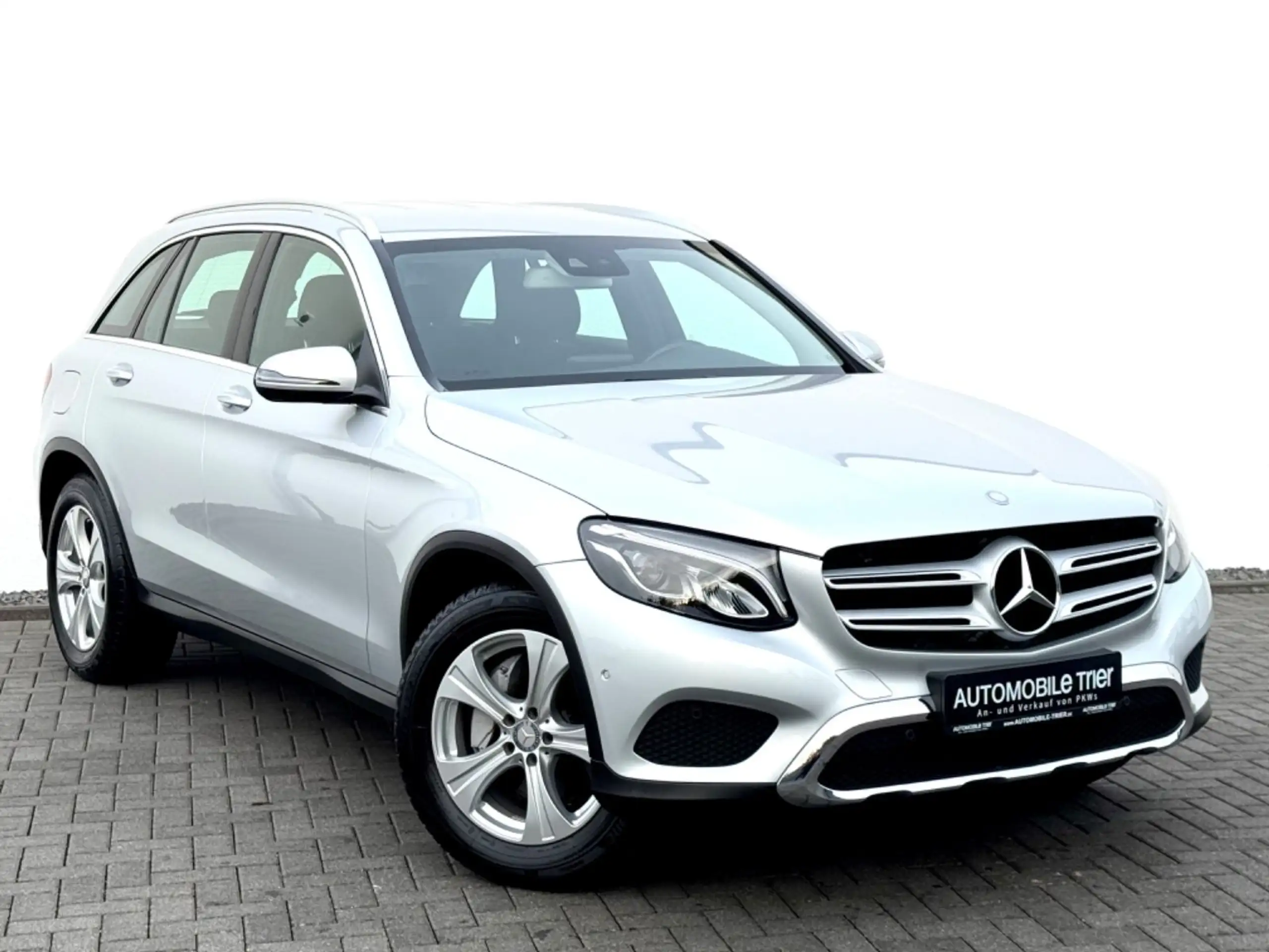 Mercedes-Benz - GLC 250