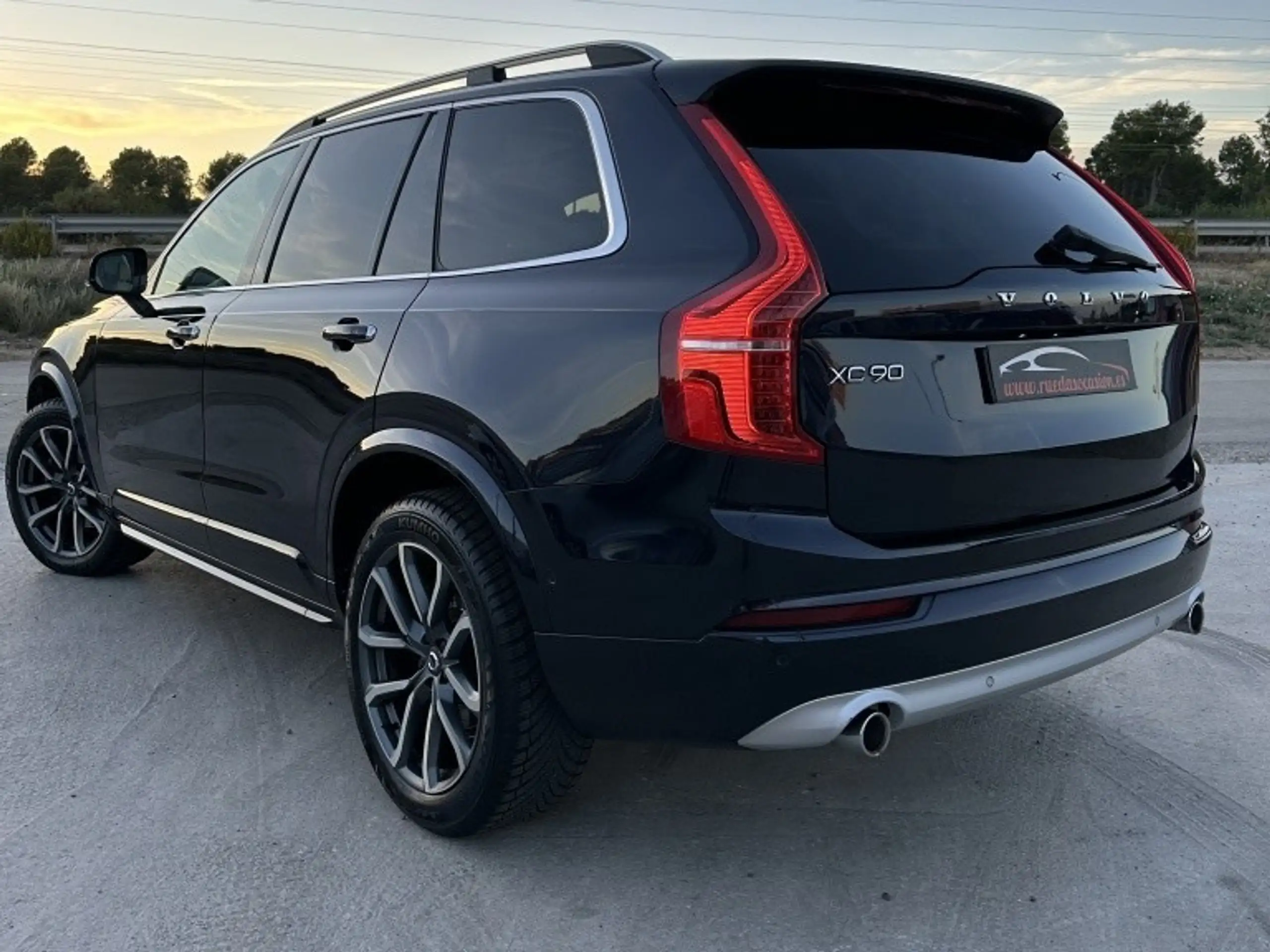 Volvo - XC90