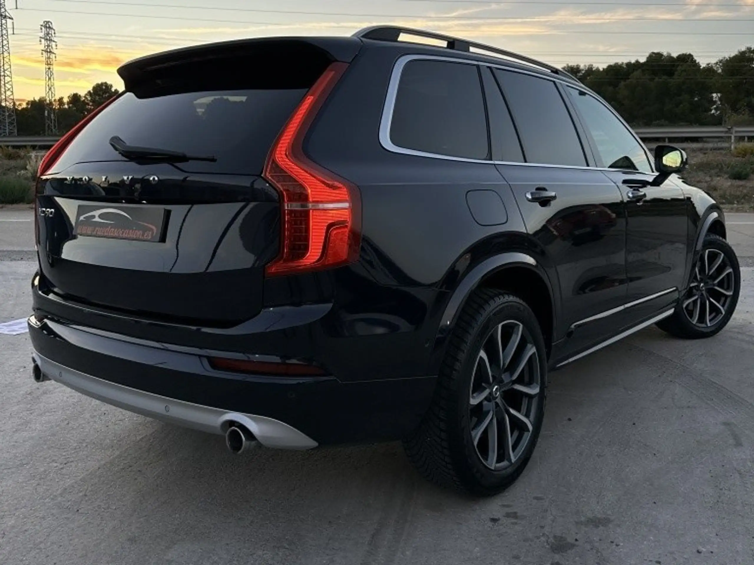 Volvo - XC90