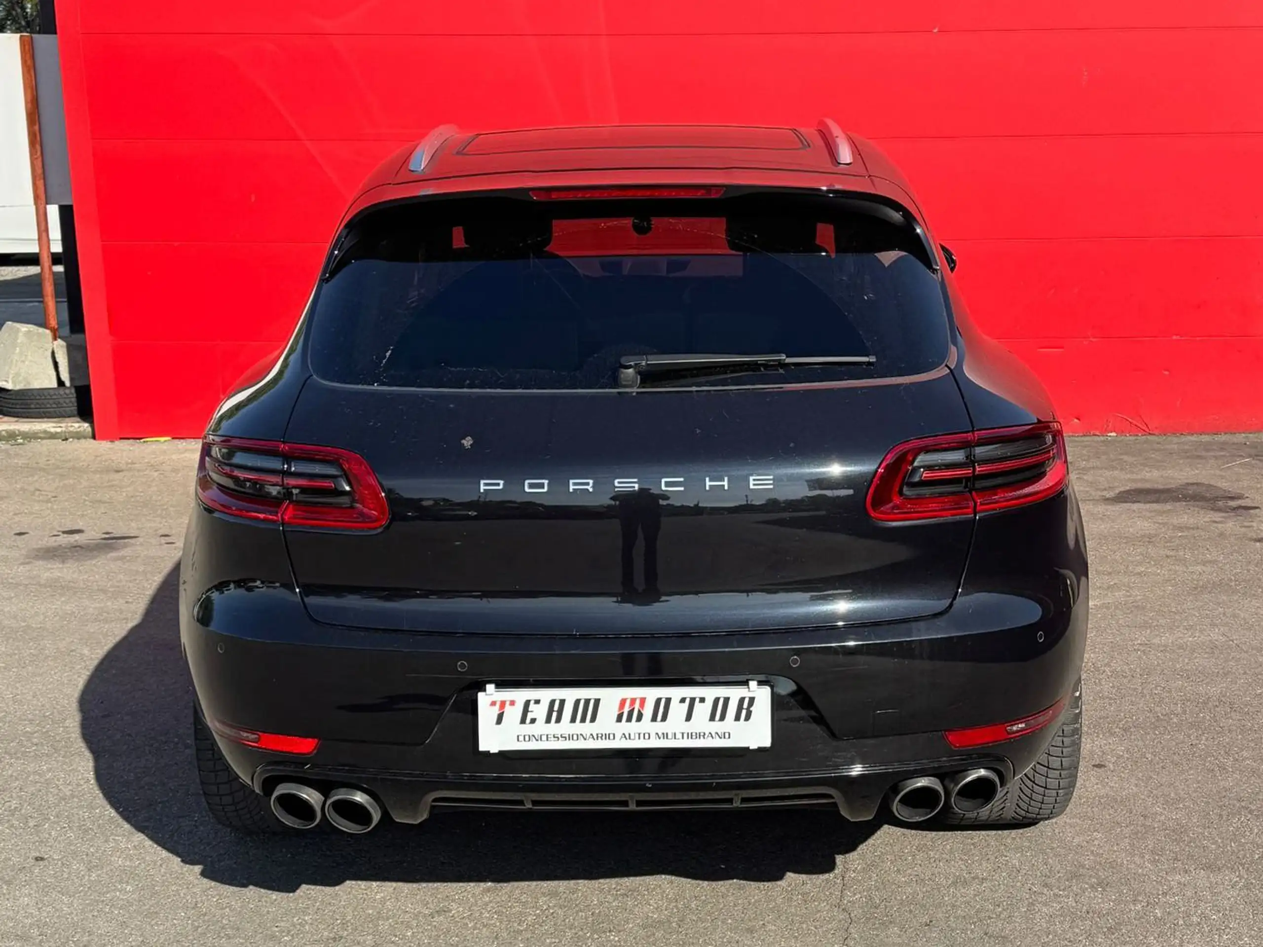 Porsche - Macan