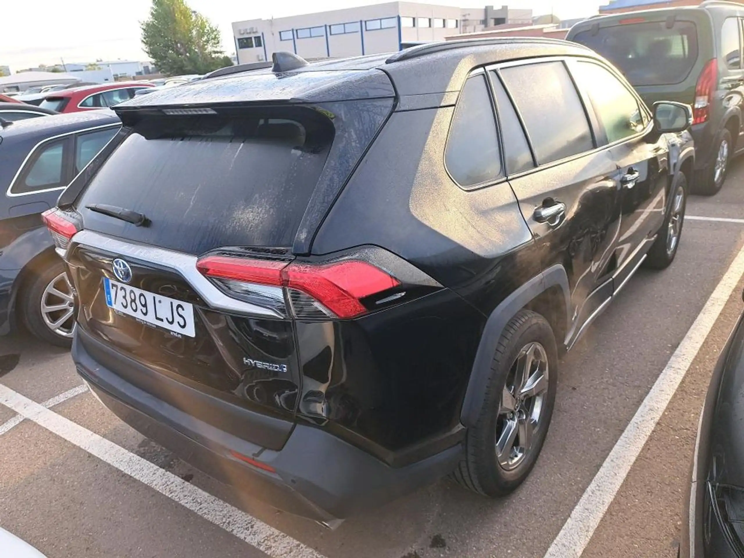 Toyota - RAV 4