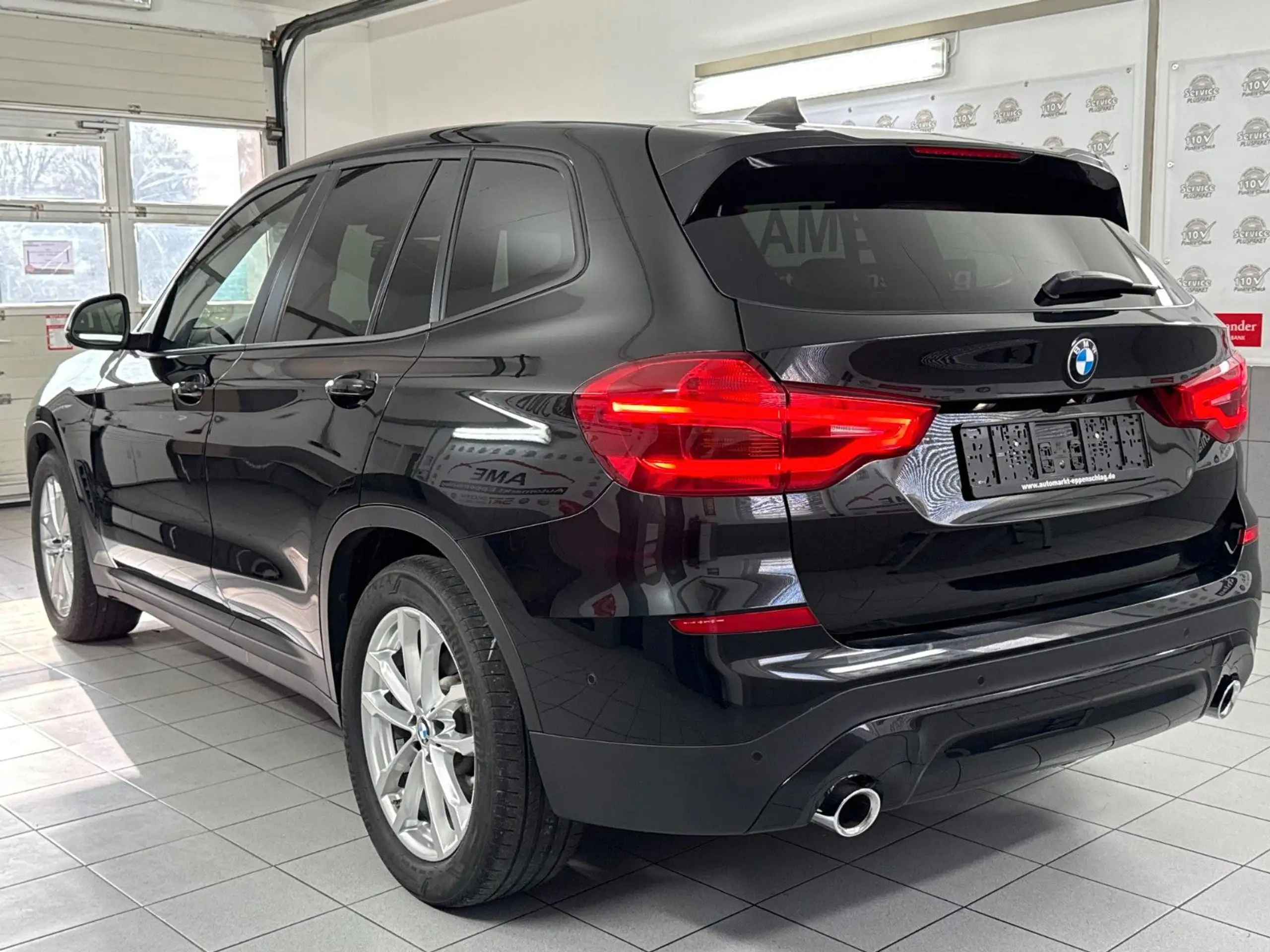 BMW - X3