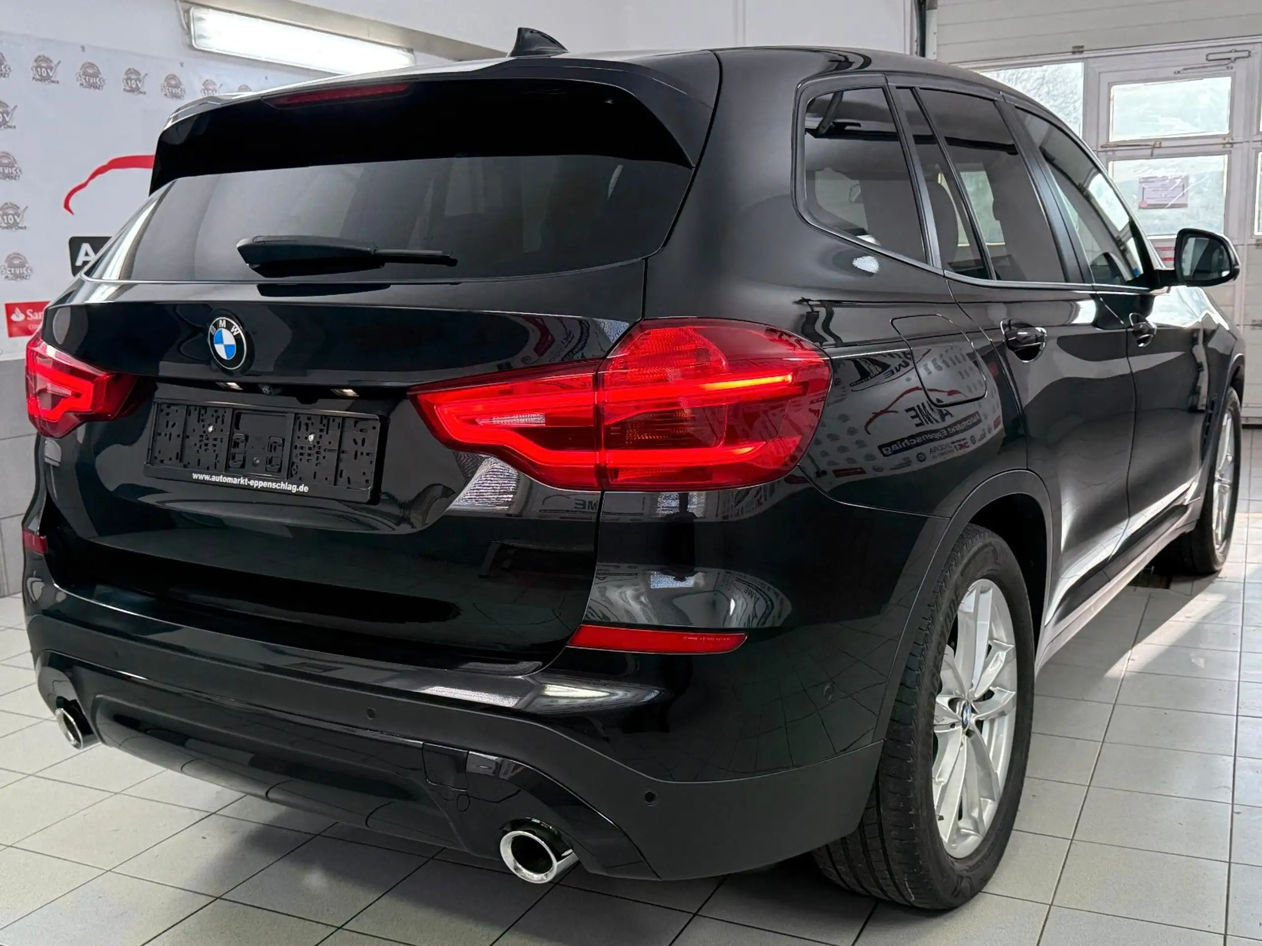 BMW - X3