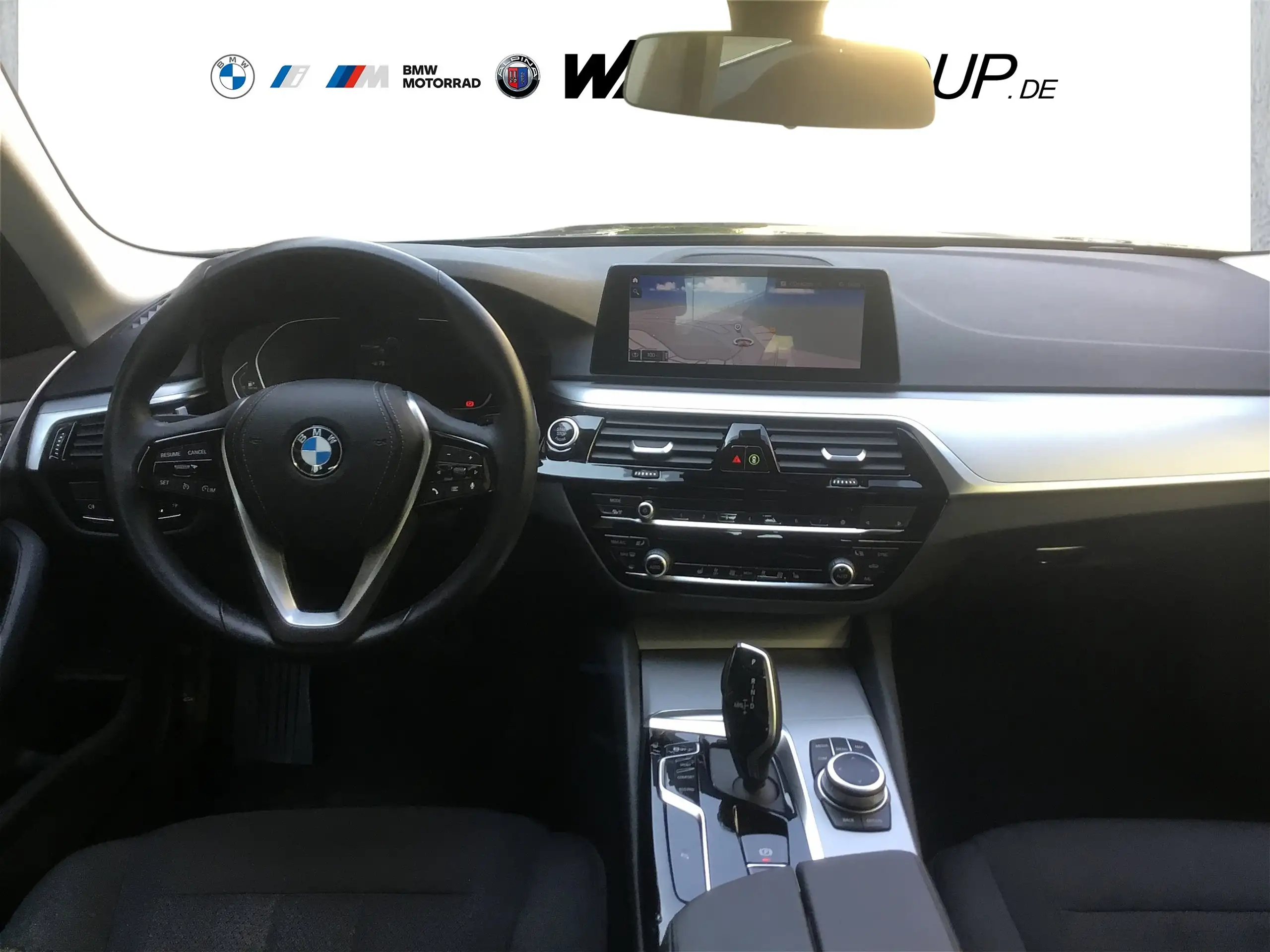 BMW - 520