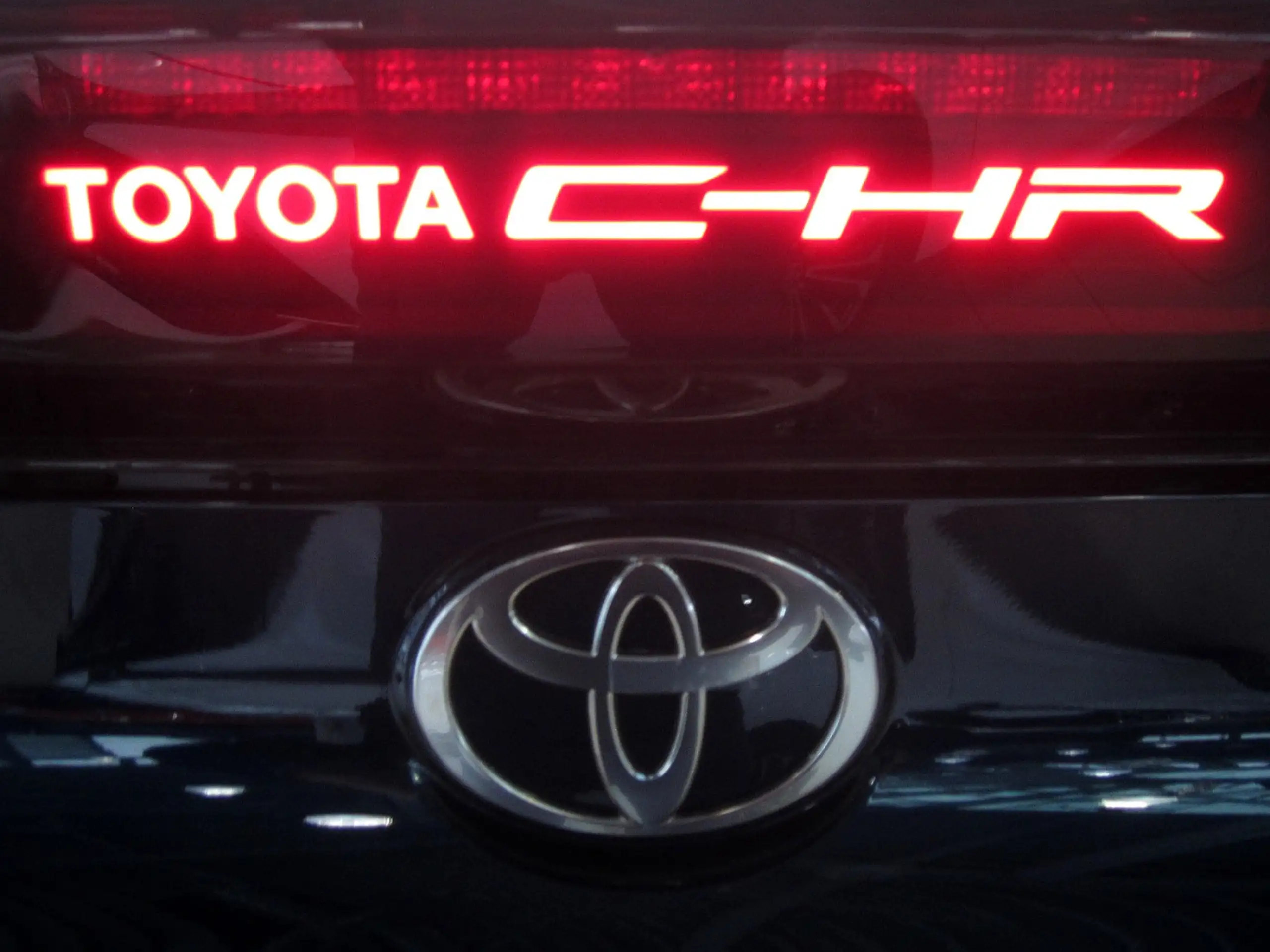 Toyota - C-HR