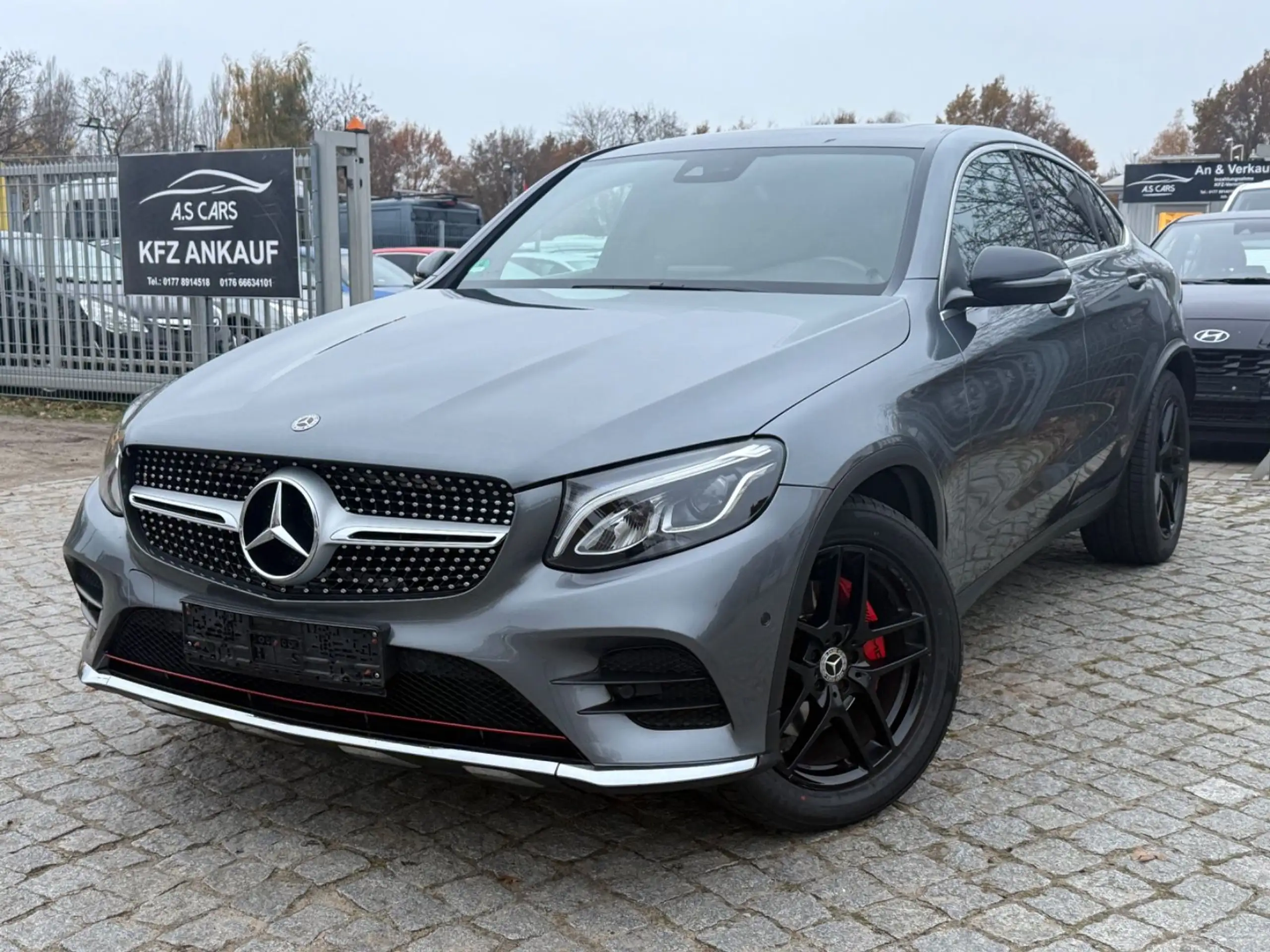 Mercedes-Benz - GLC 220