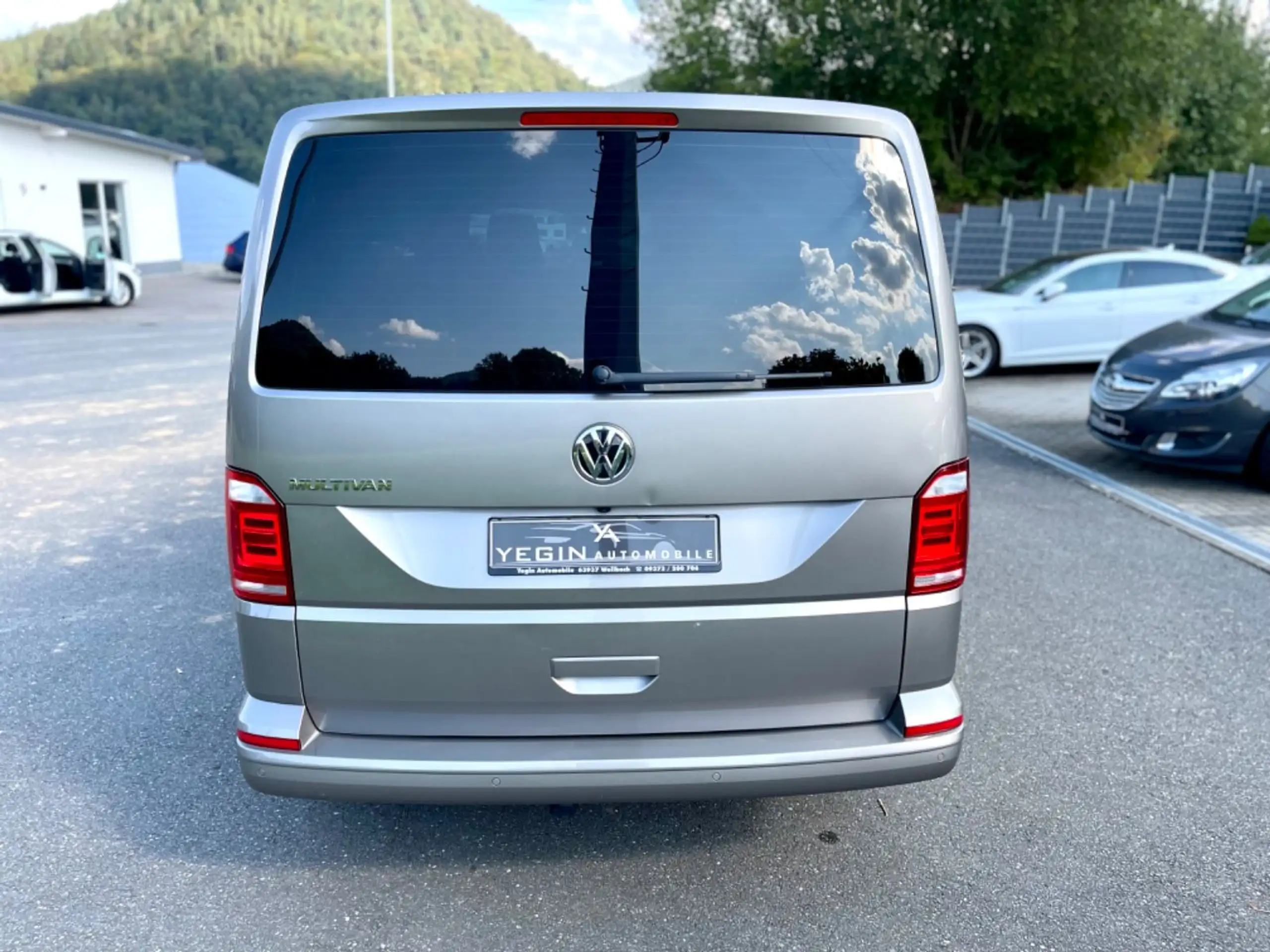 Volkswagen - T6 Multivan