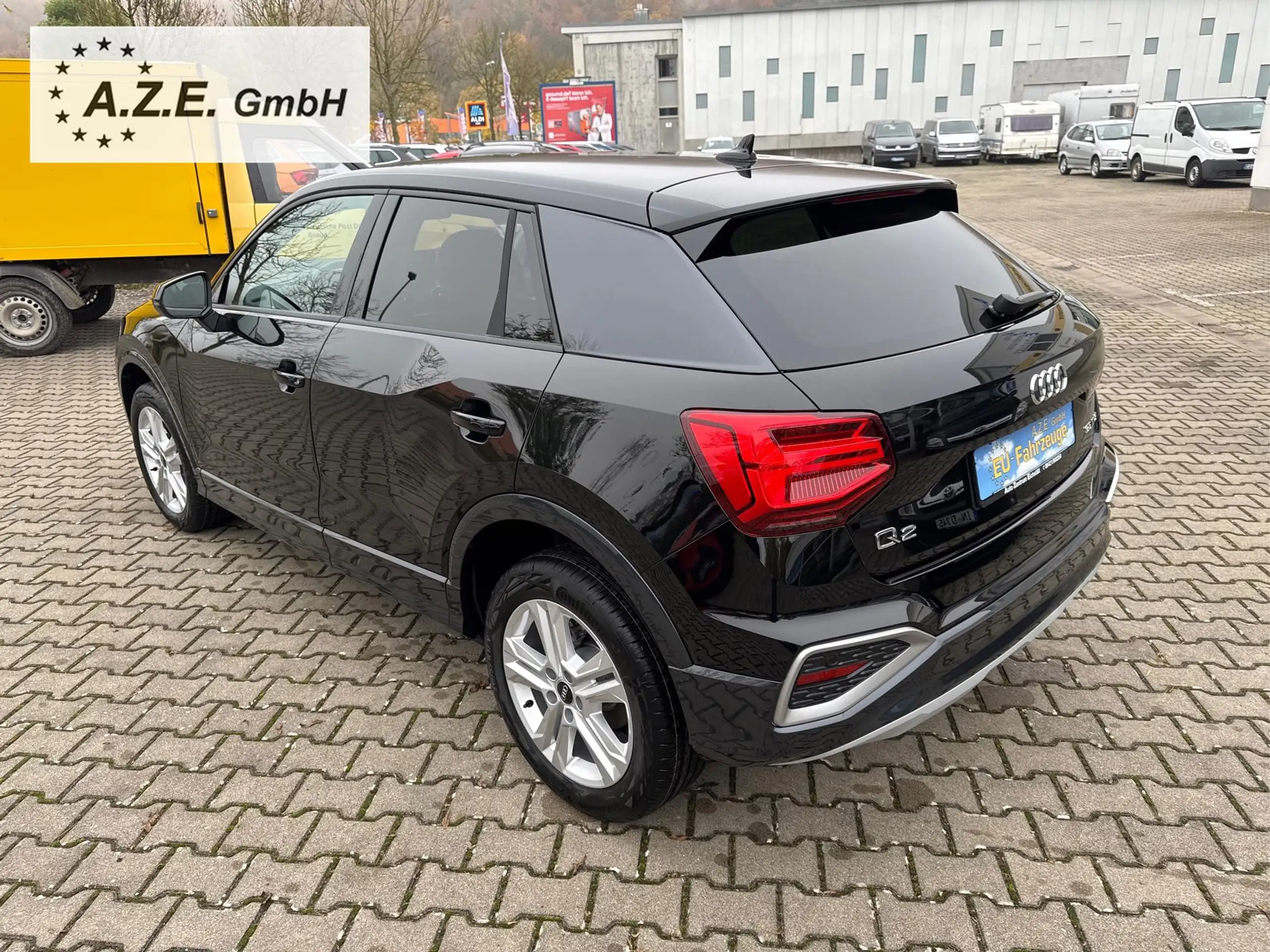 Audi - Q2