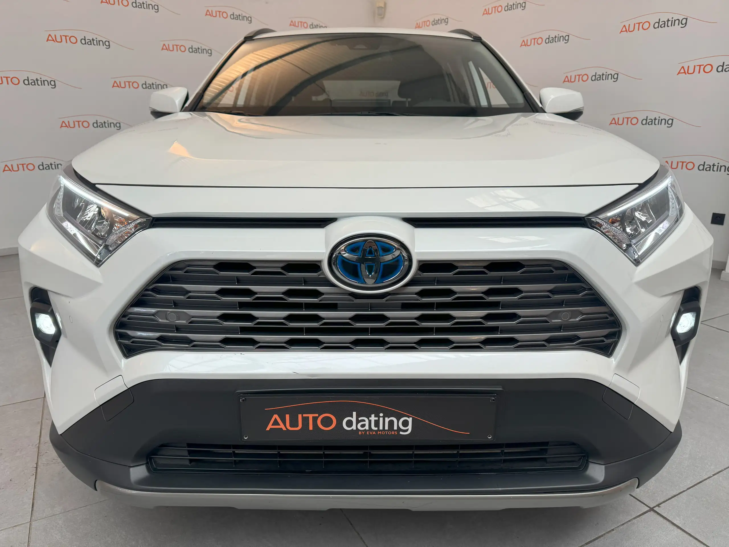 Toyota - RAV 4