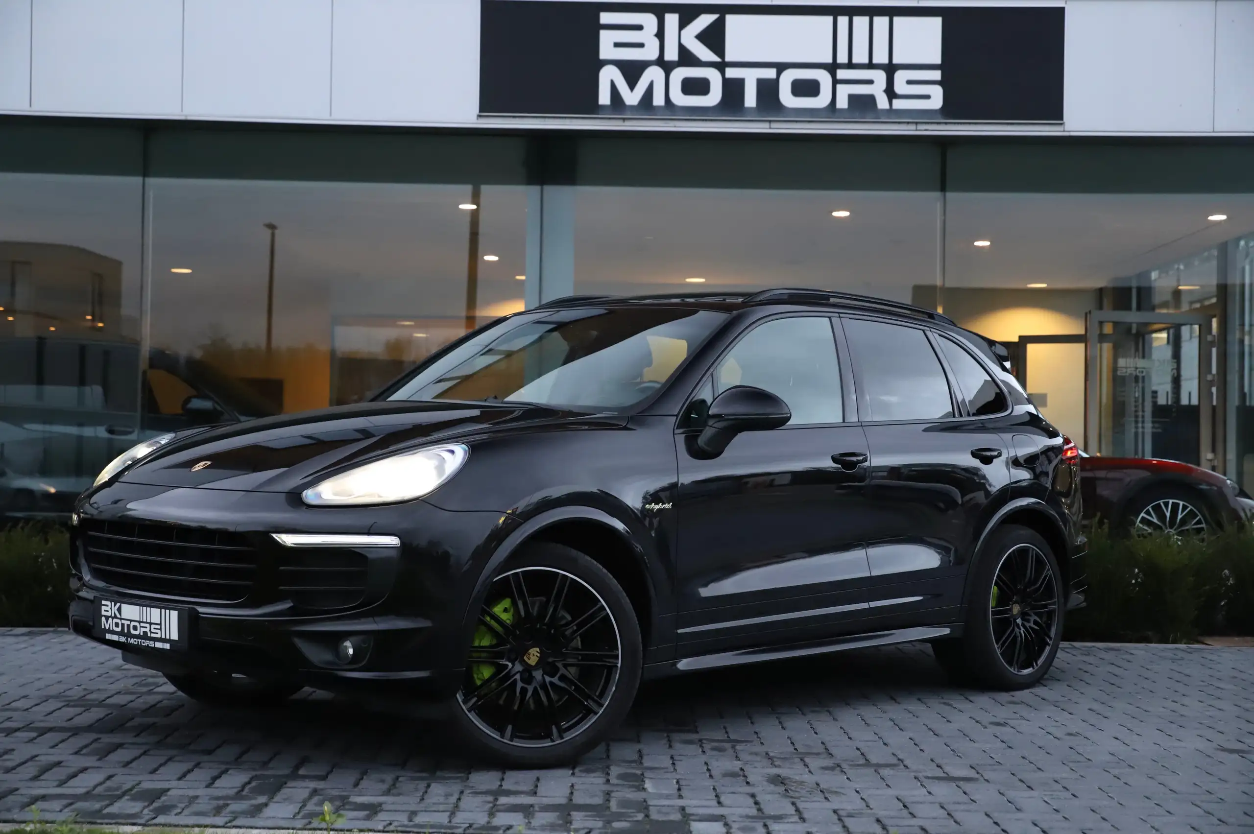 Porsche - Cayenne