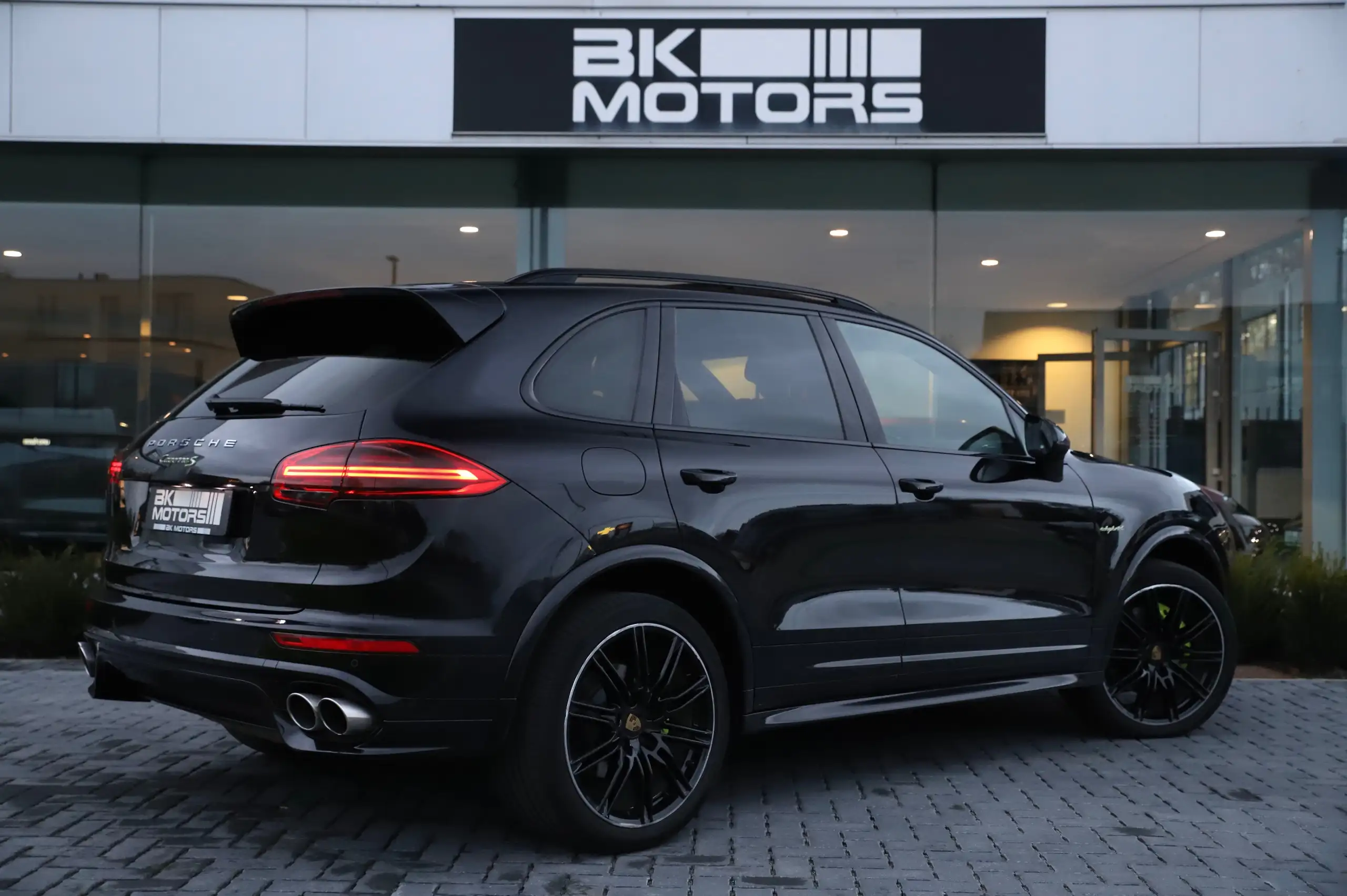 Porsche - Cayenne