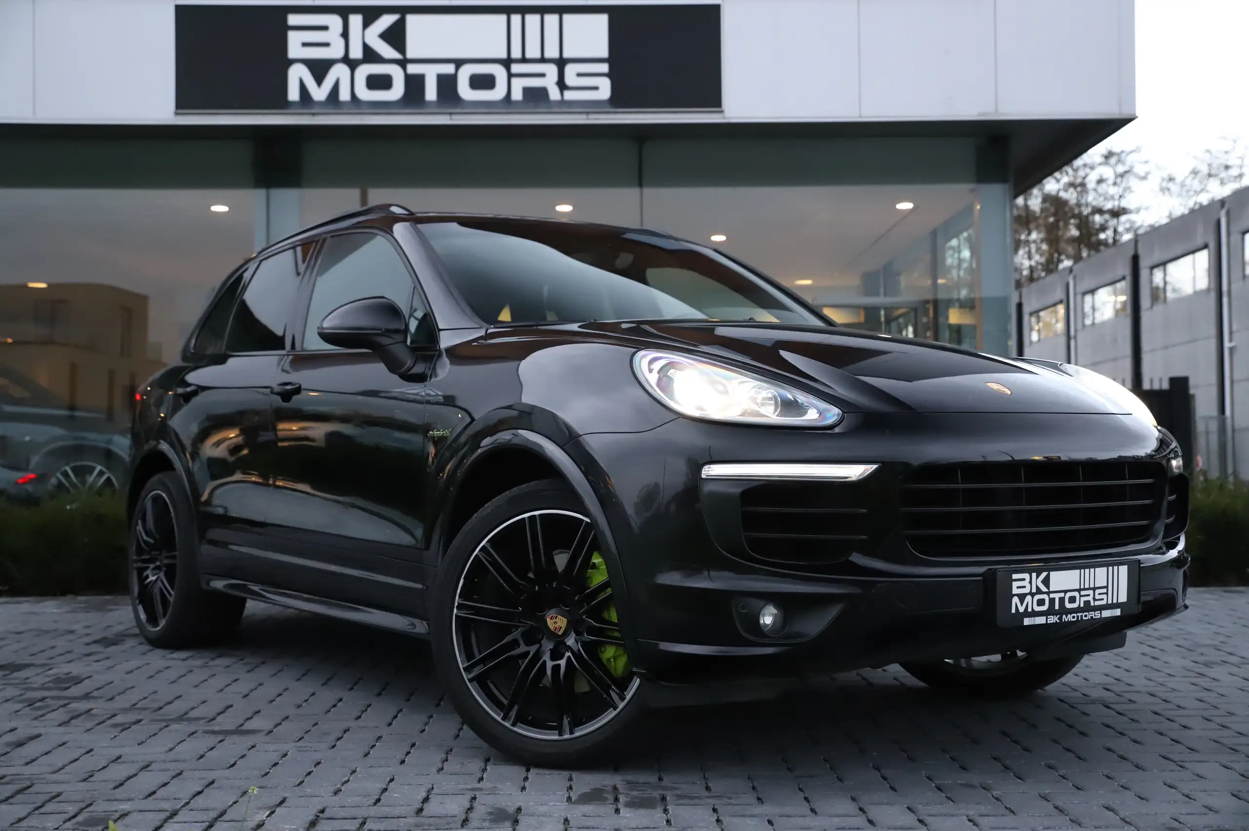 Porsche - Cayenne