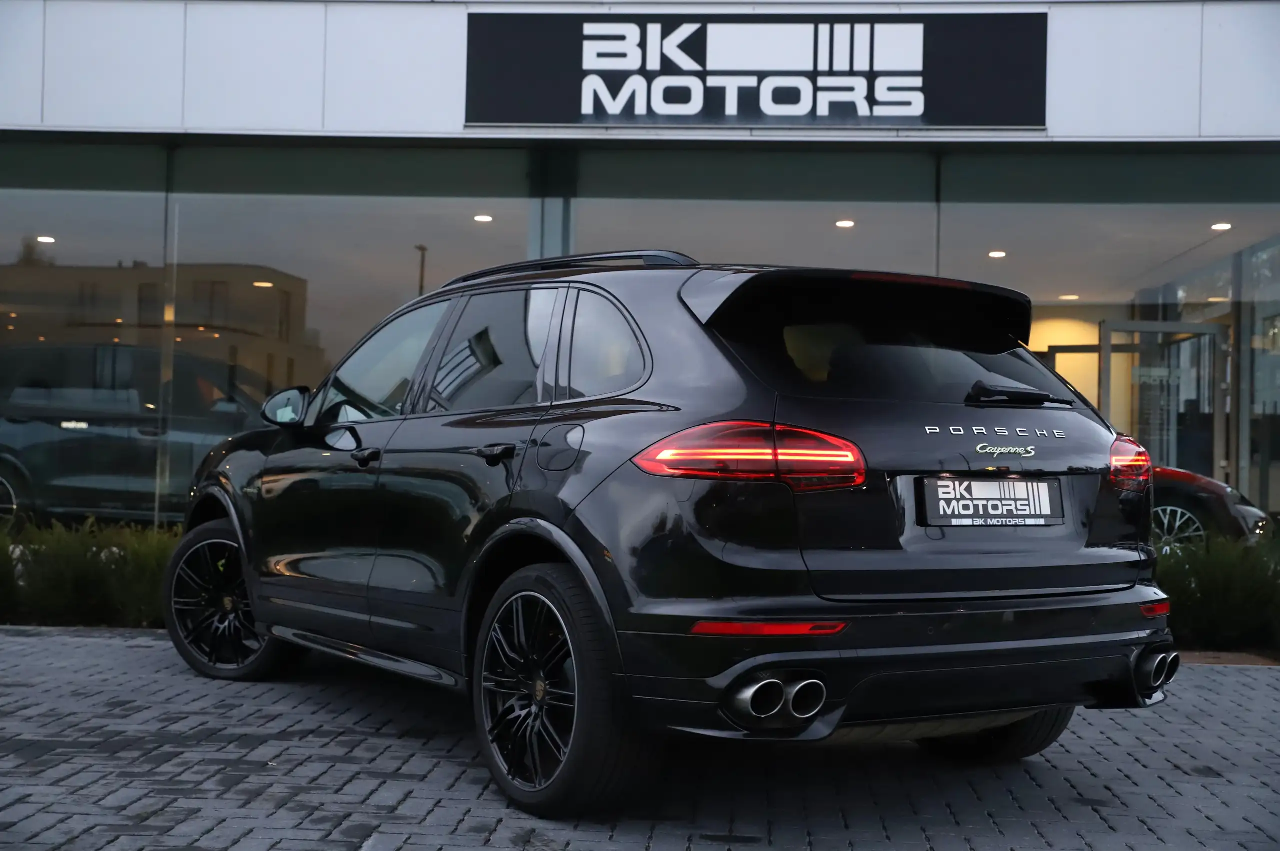 Porsche - Cayenne