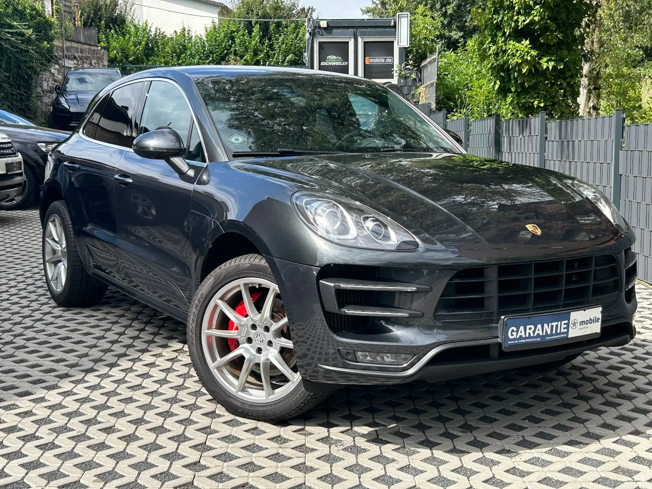 Porsche - Macan