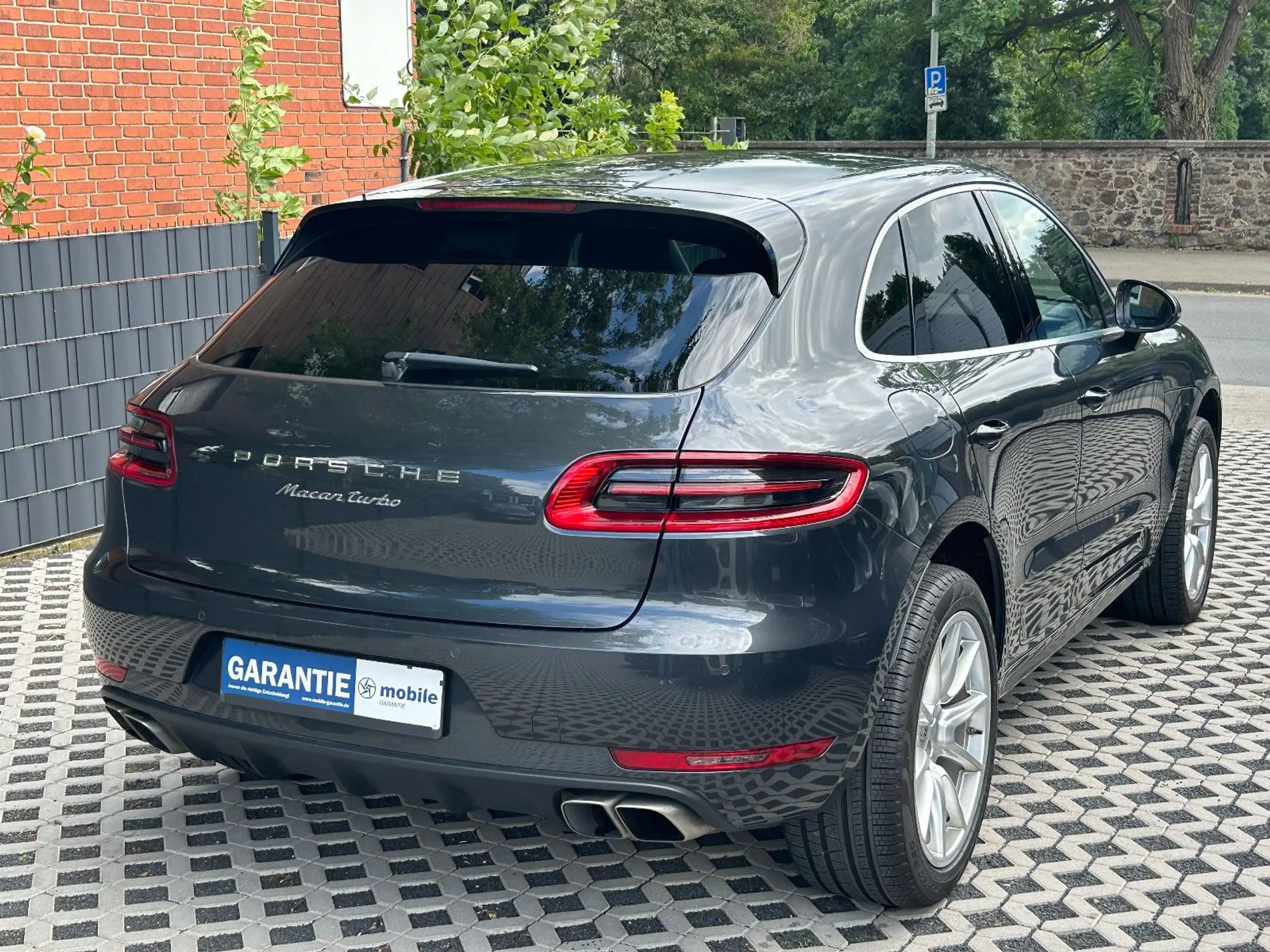 Porsche - Macan