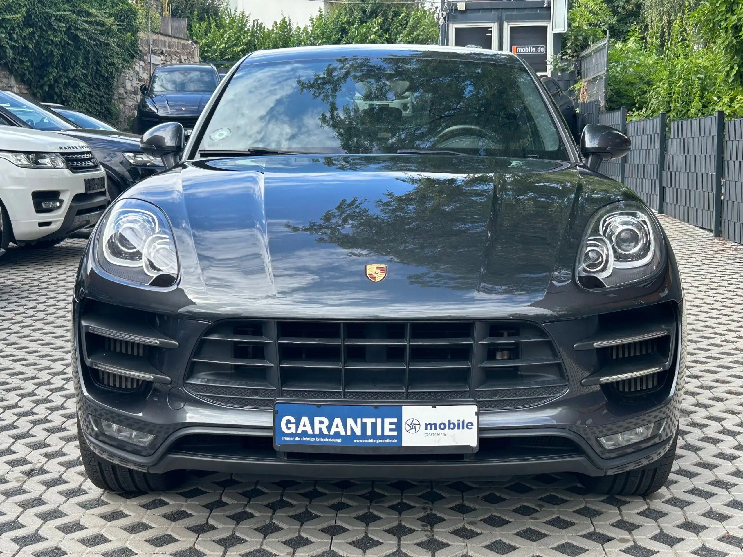 Porsche - Macan