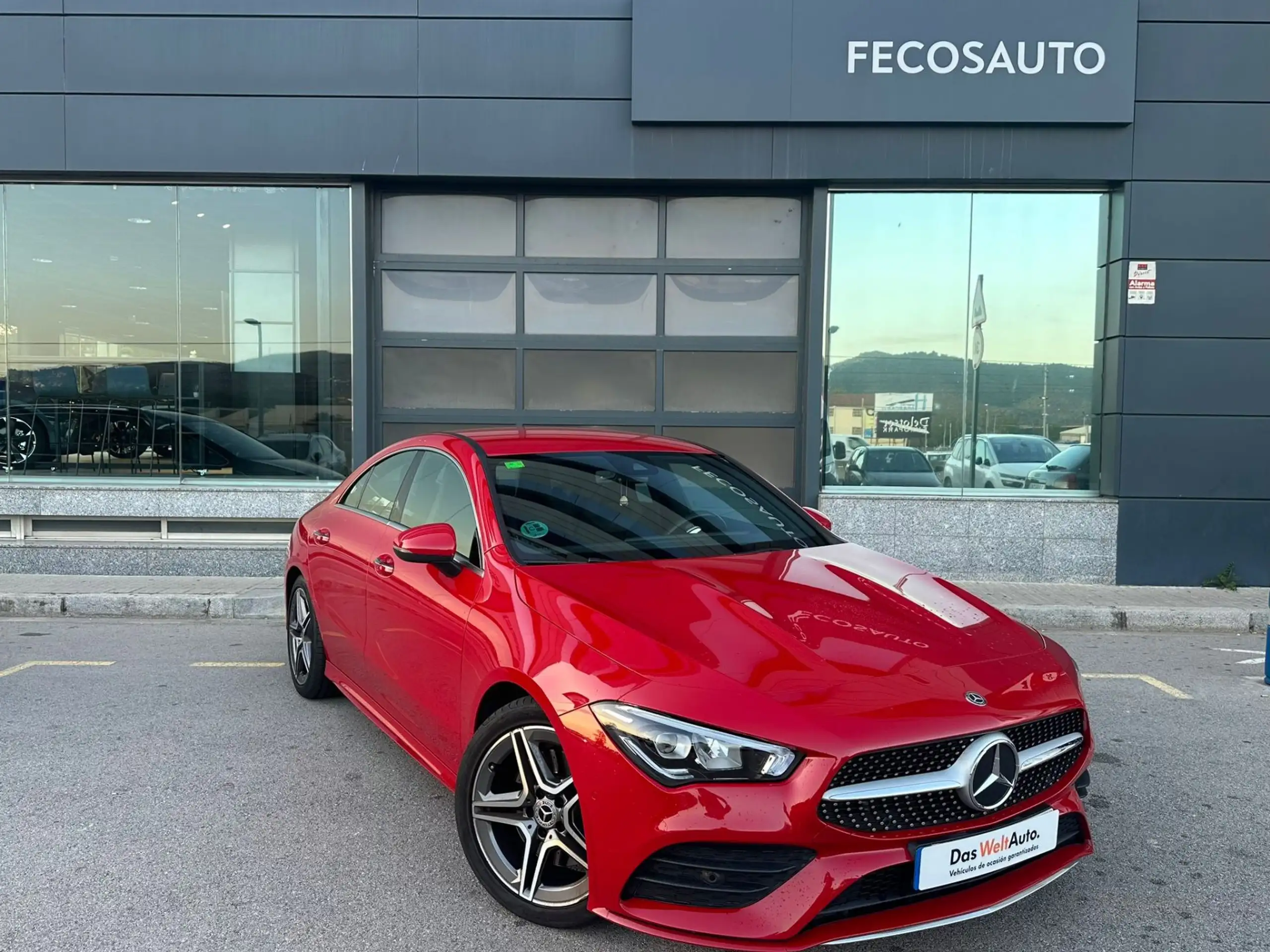 Mercedes-Benz - CLA 200