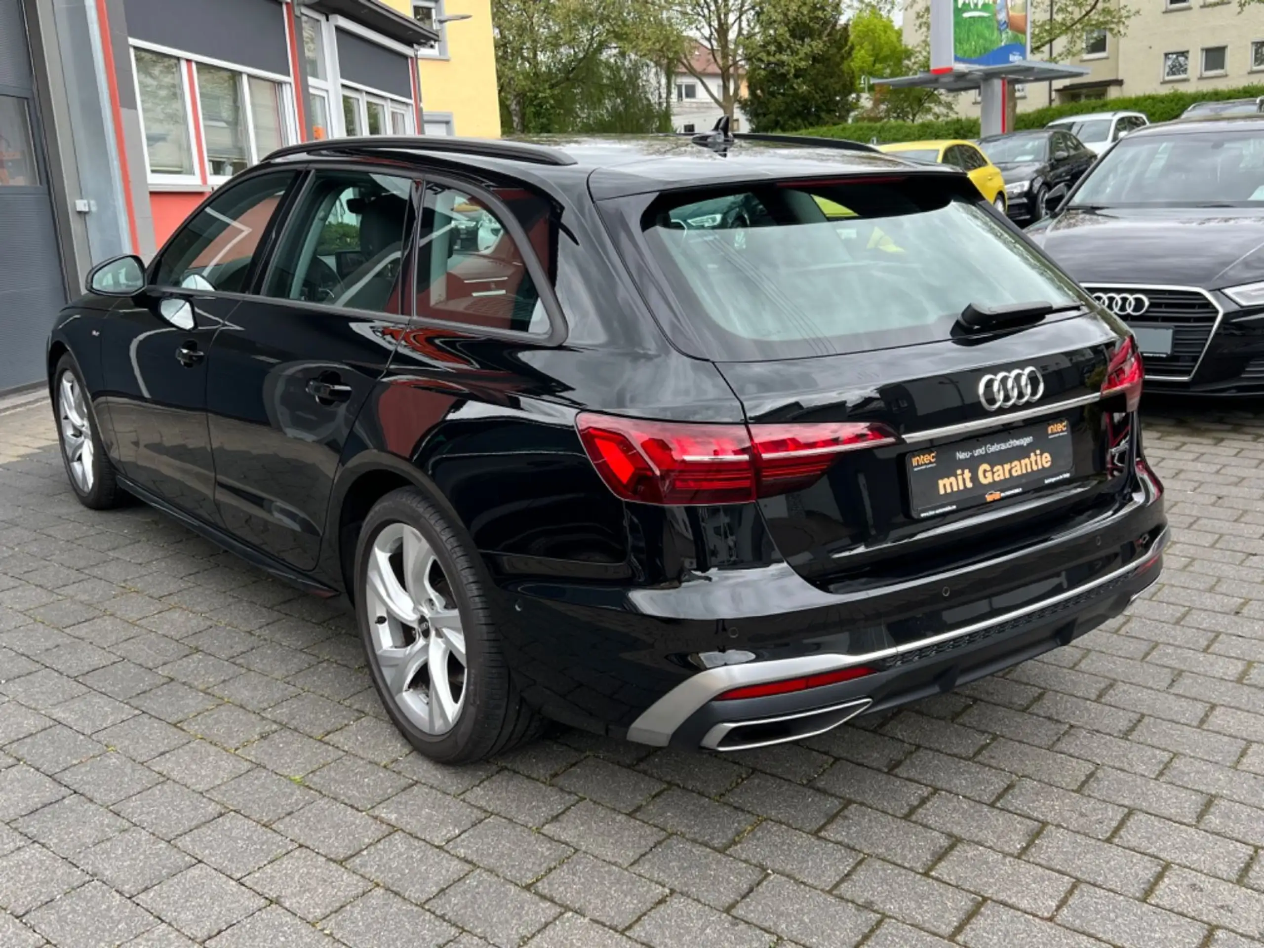 Audi - A4