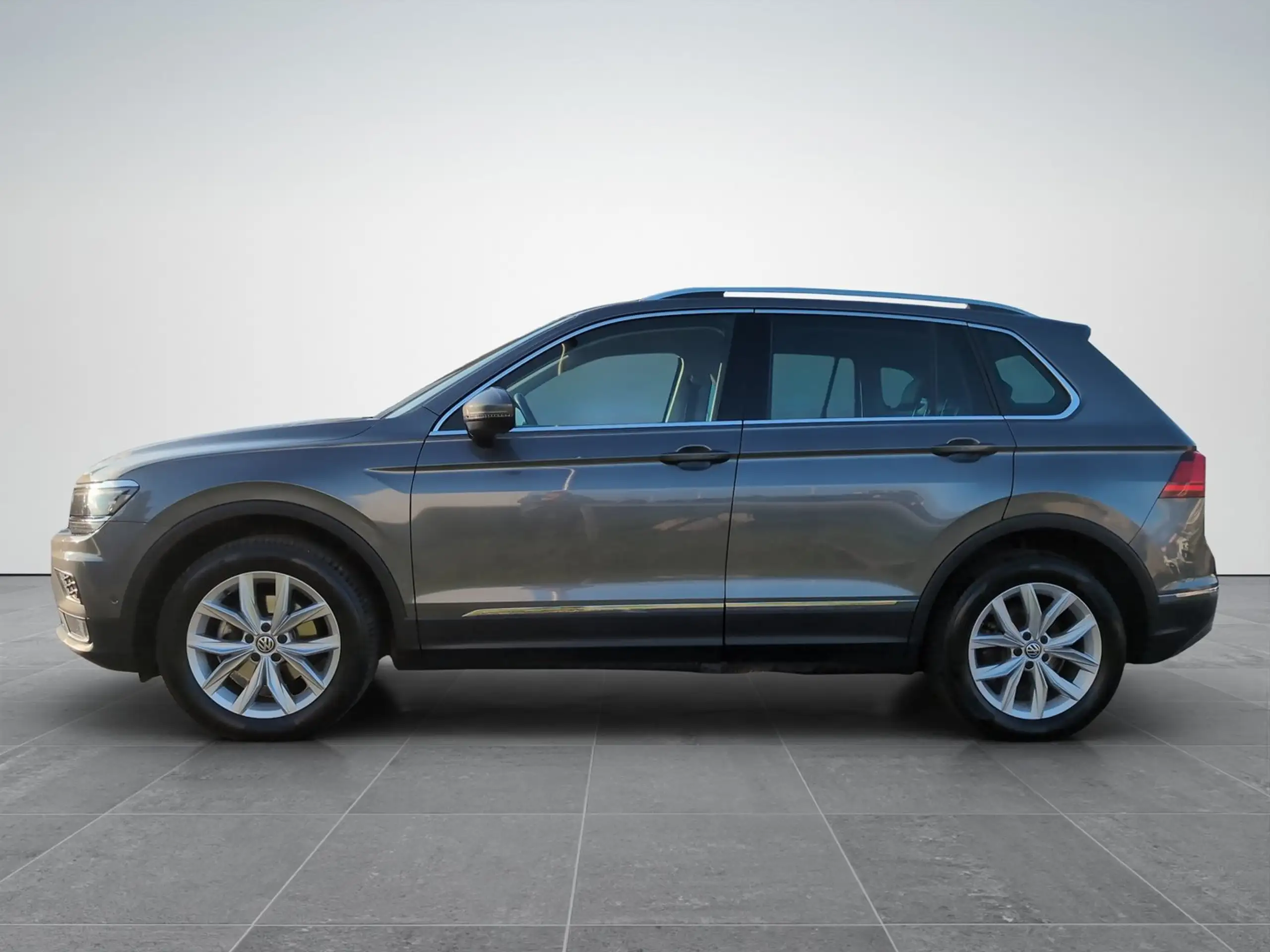 Volkswagen - Tiguan