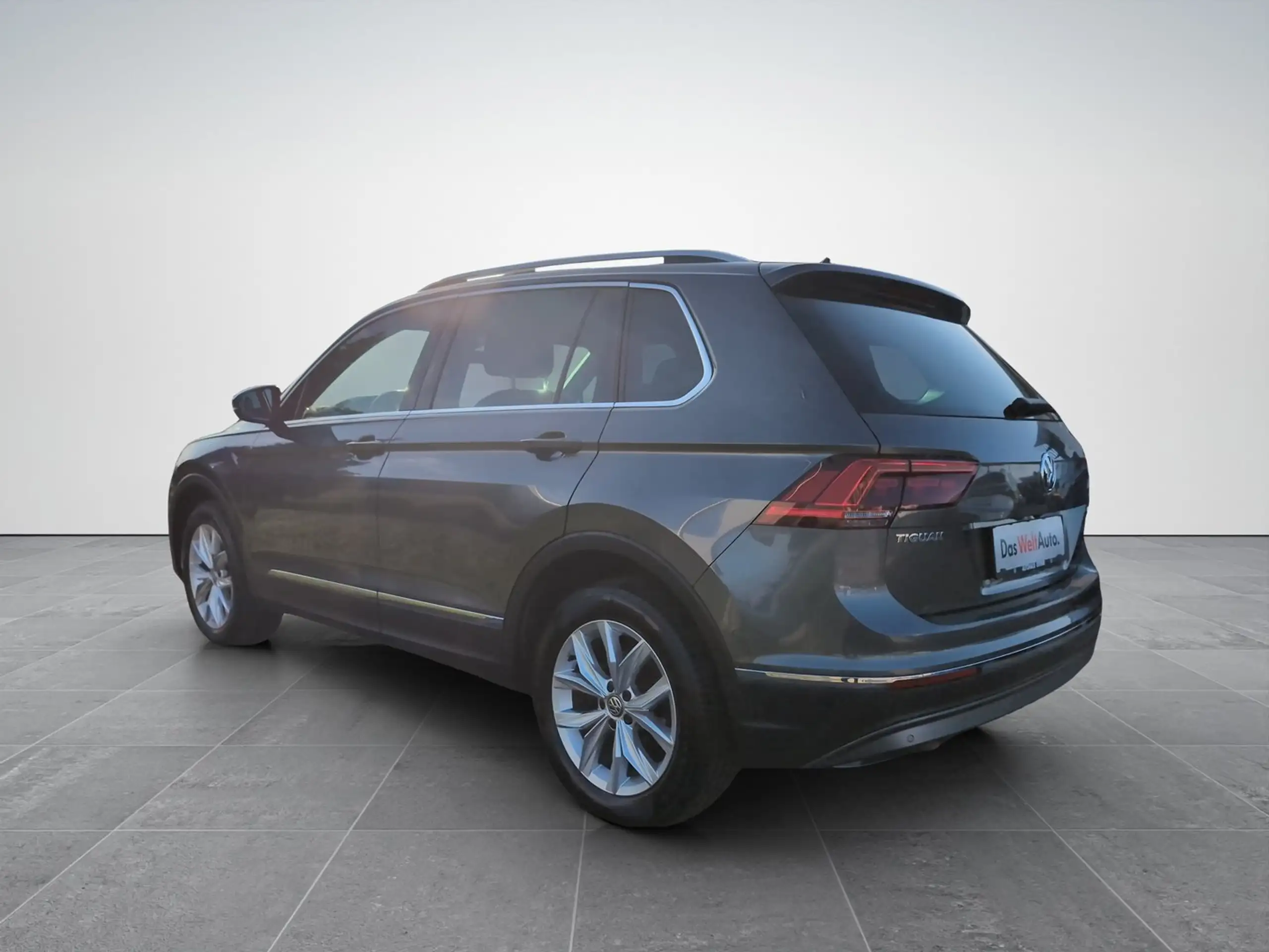 Volkswagen - Tiguan