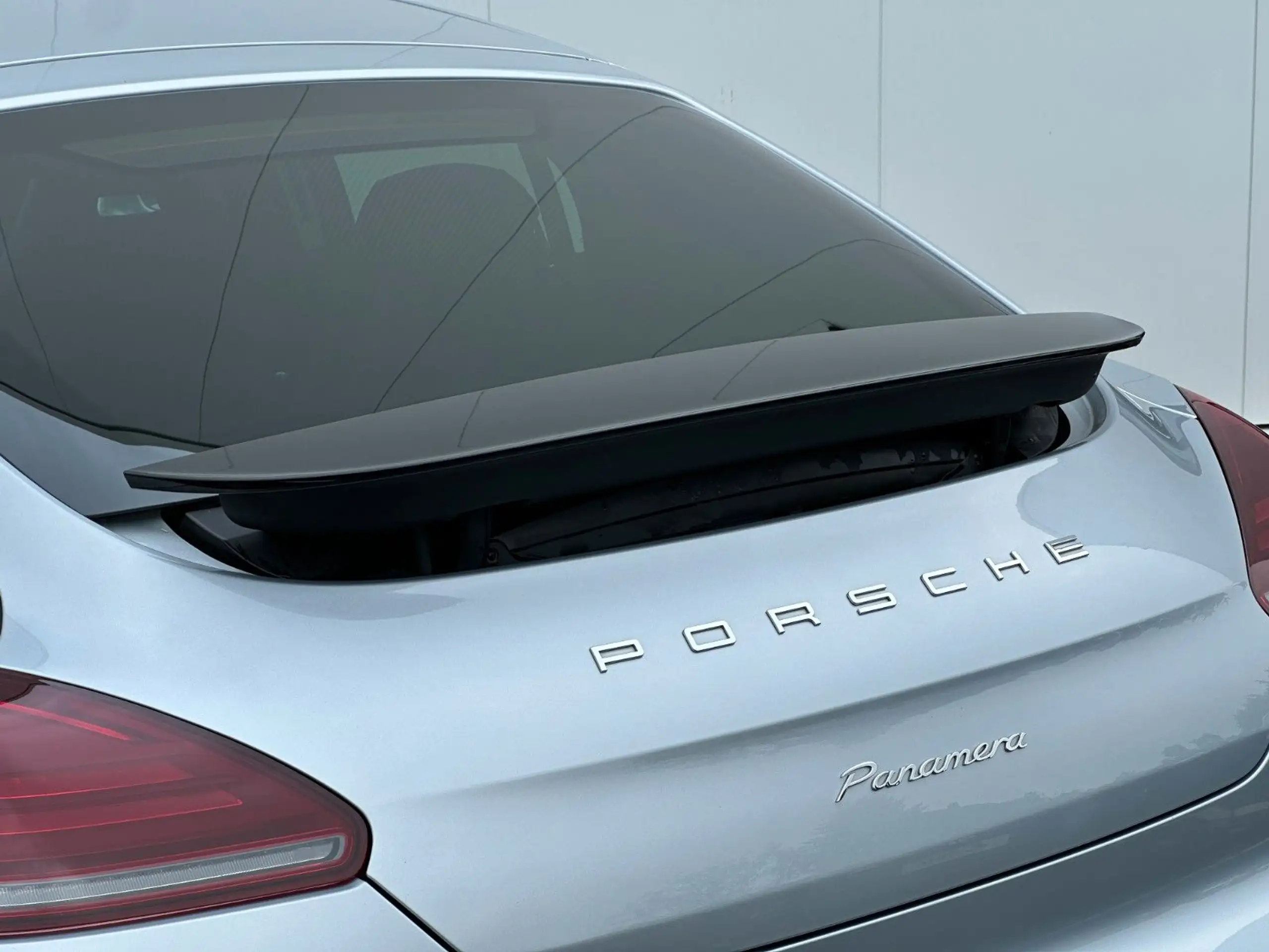 Porsche - Panamera