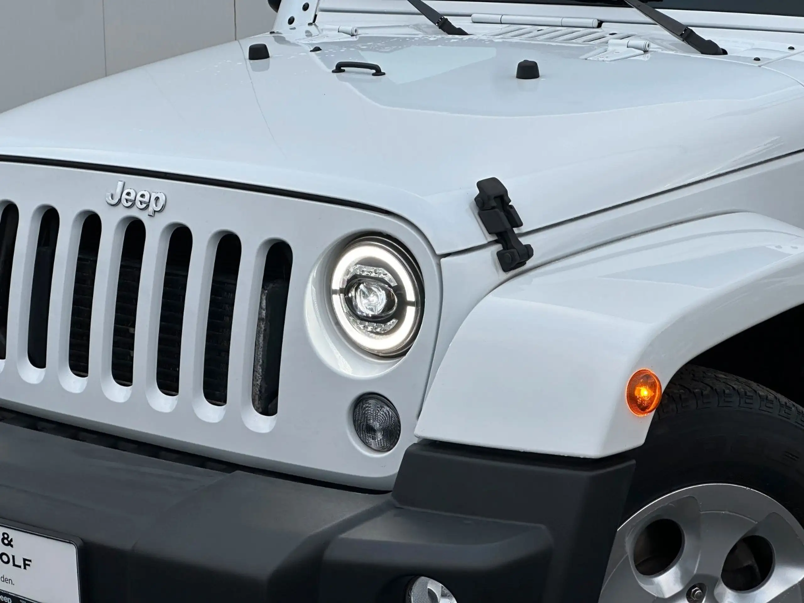 Jeep - Wrangler