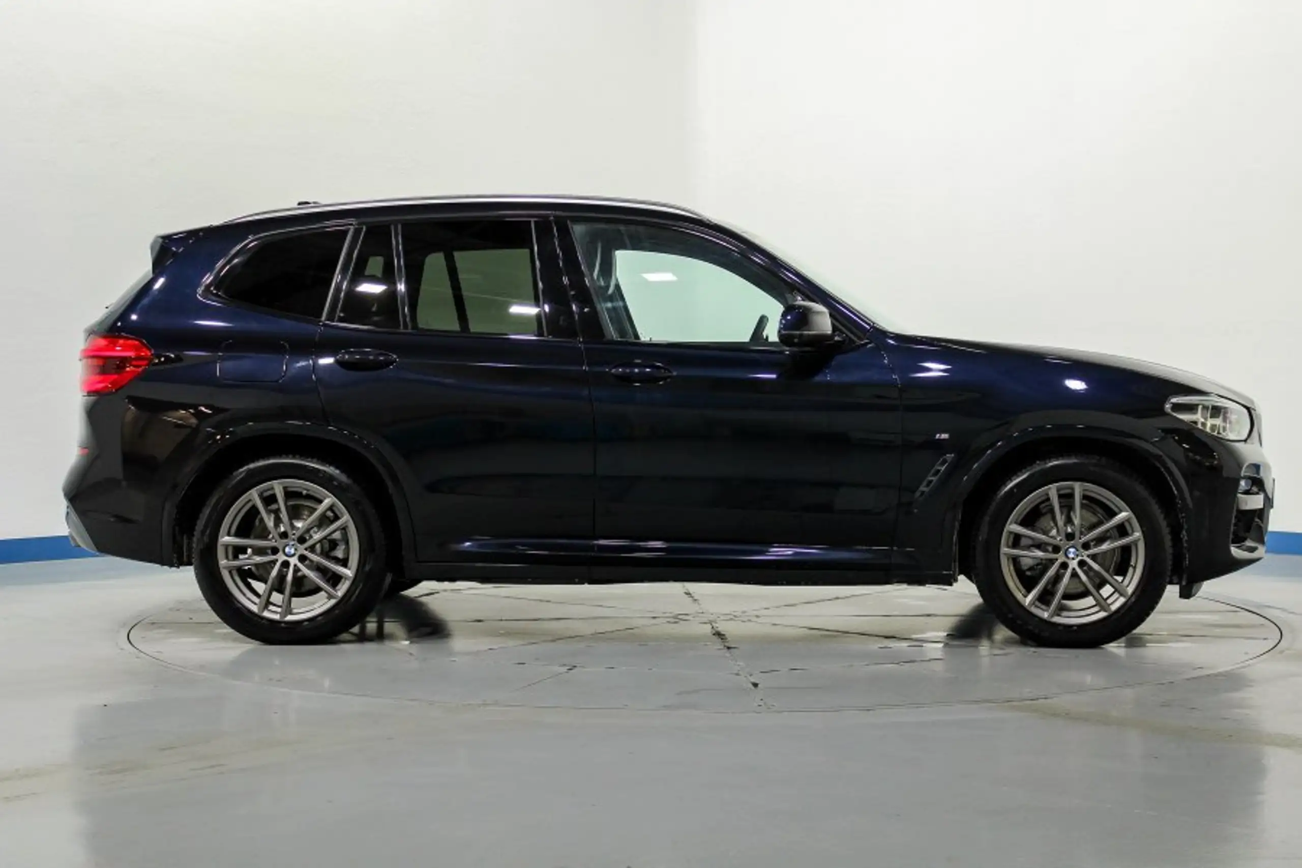 BMW - X3