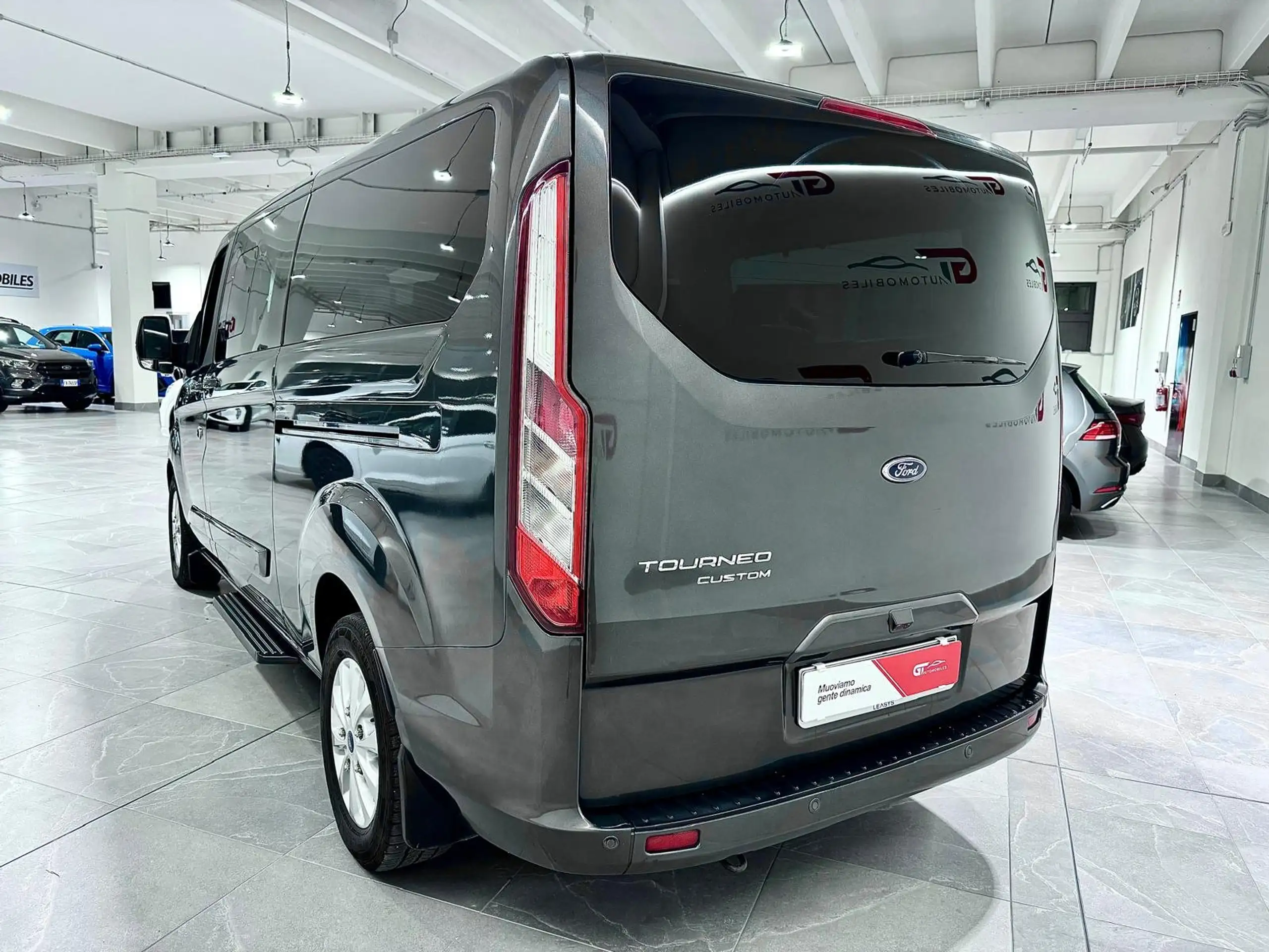 Ford - Tourneo Custom