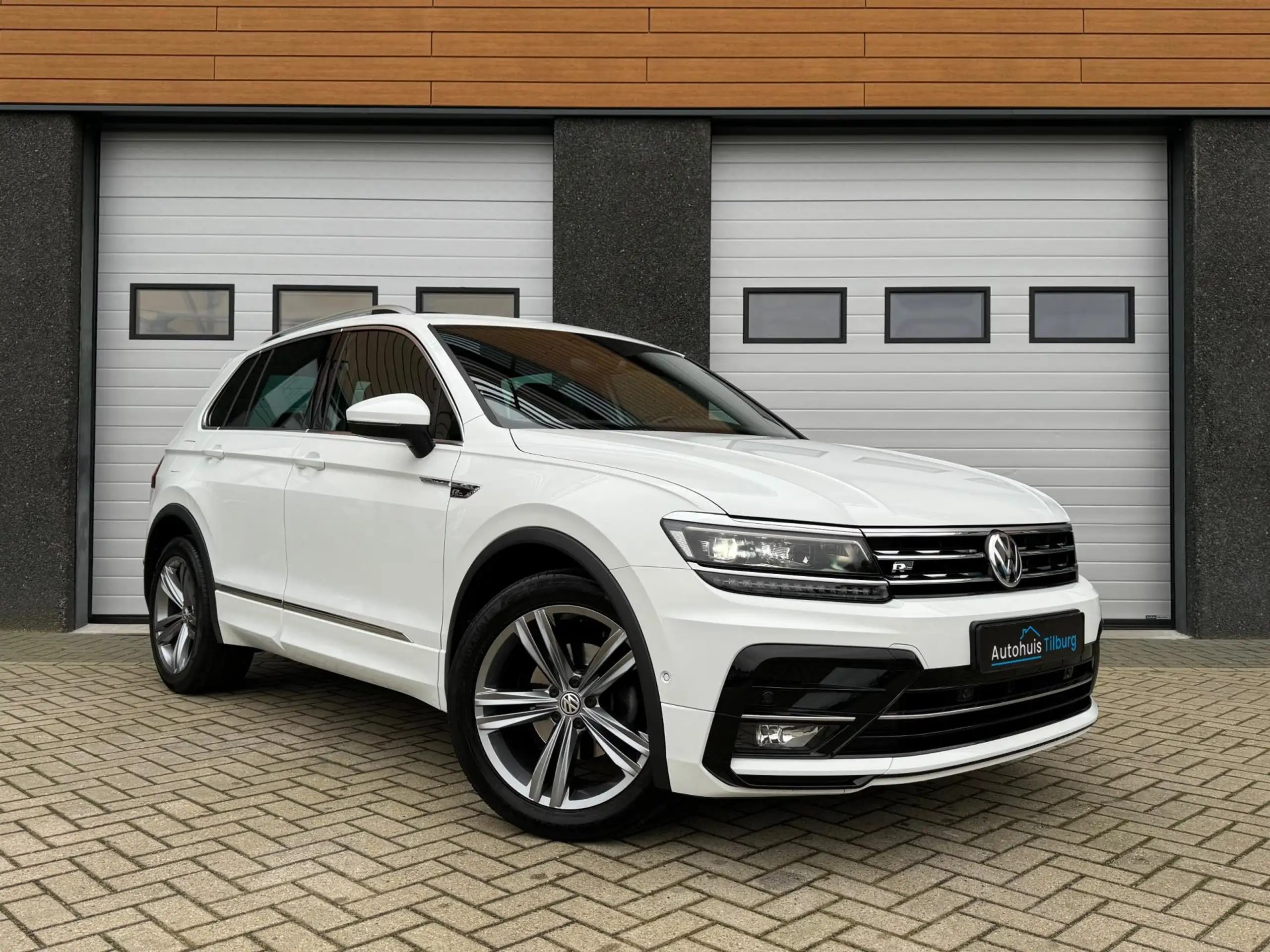 Volkswagen - Tiguan