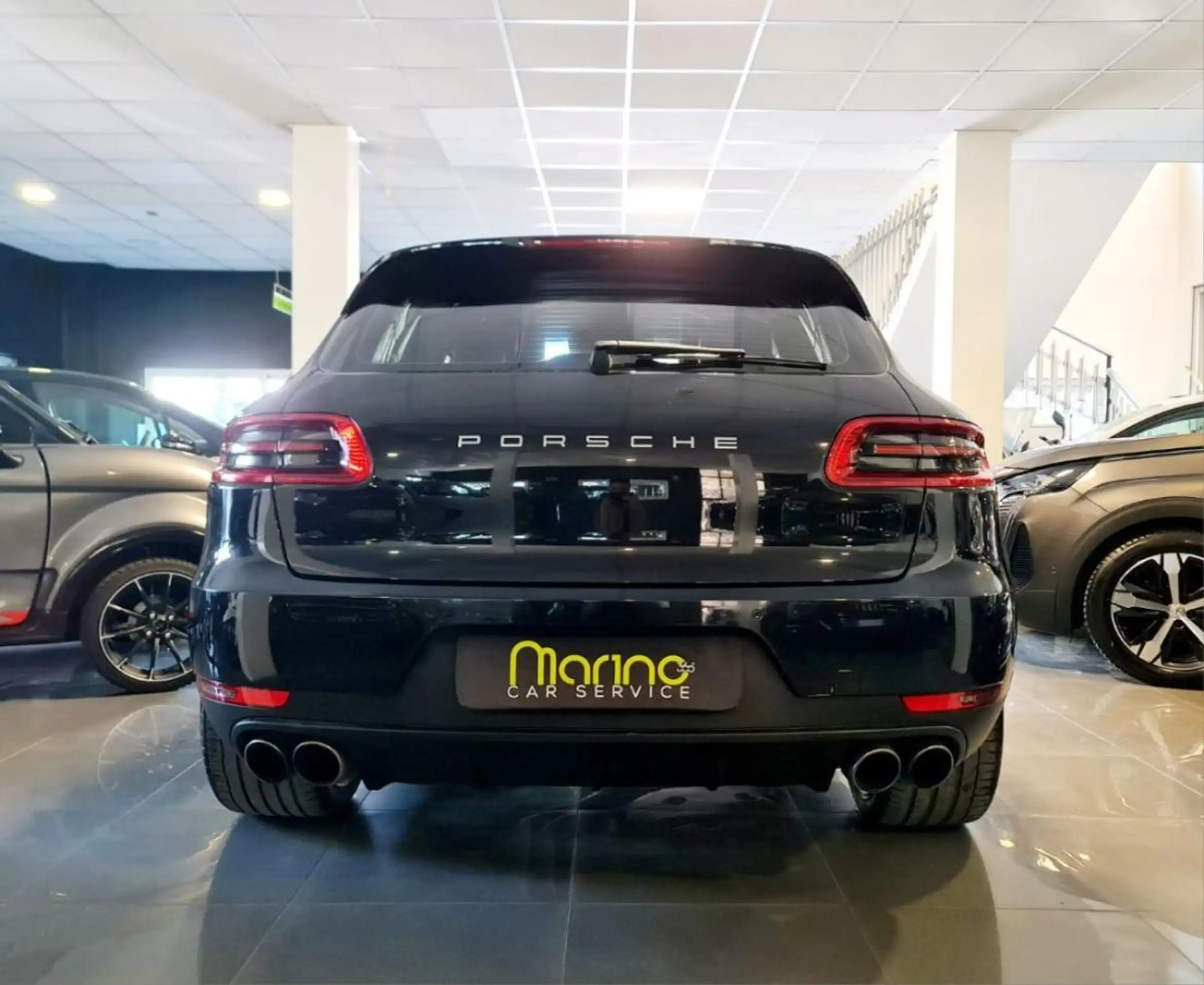 Porsche - Macan