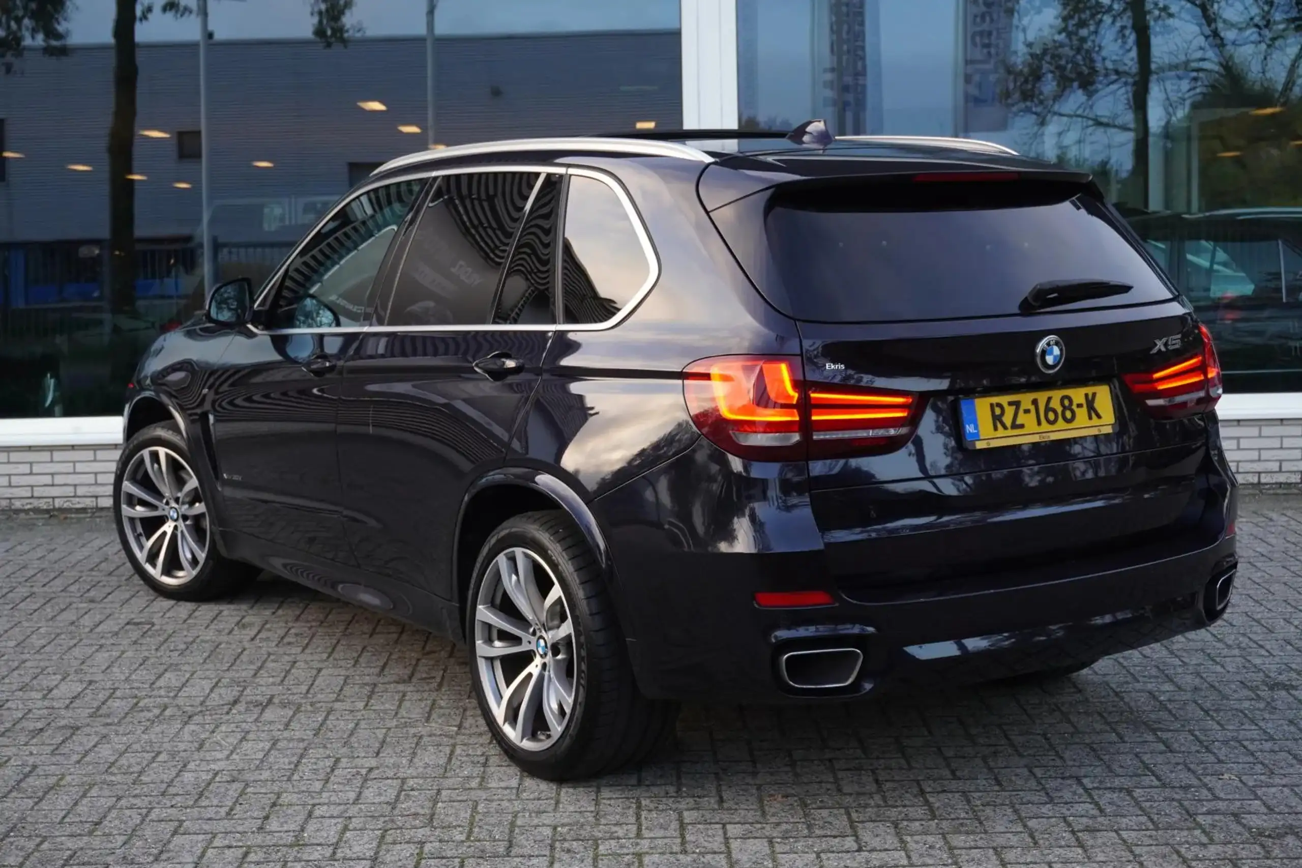 BMW - X5