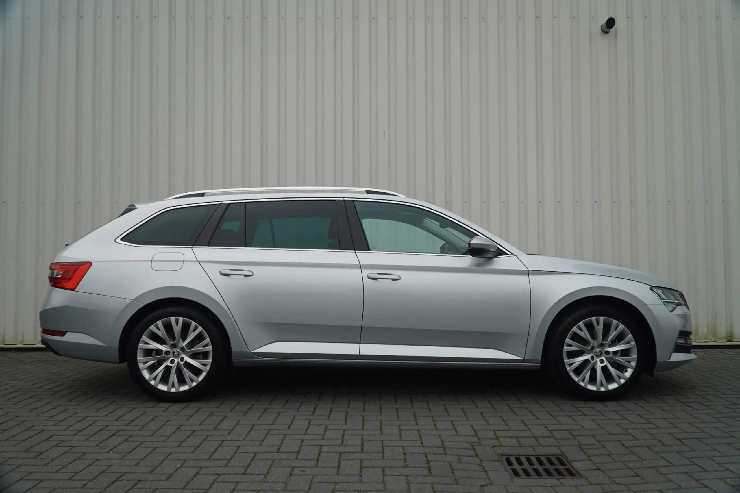 Skoda - Superb