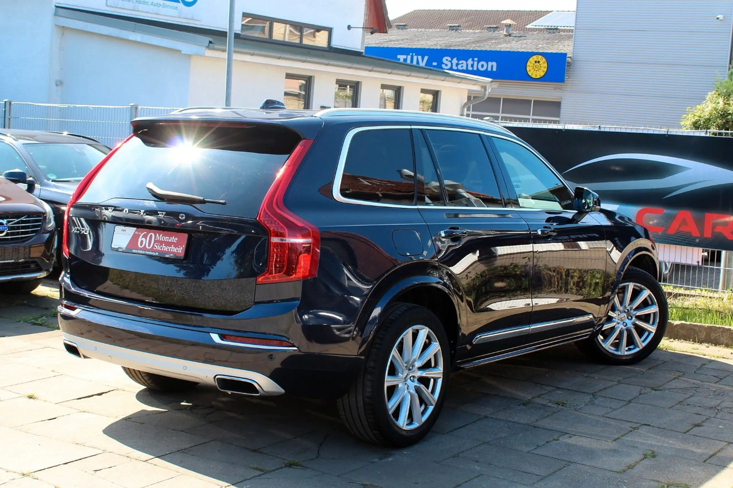 Volvo - XC90