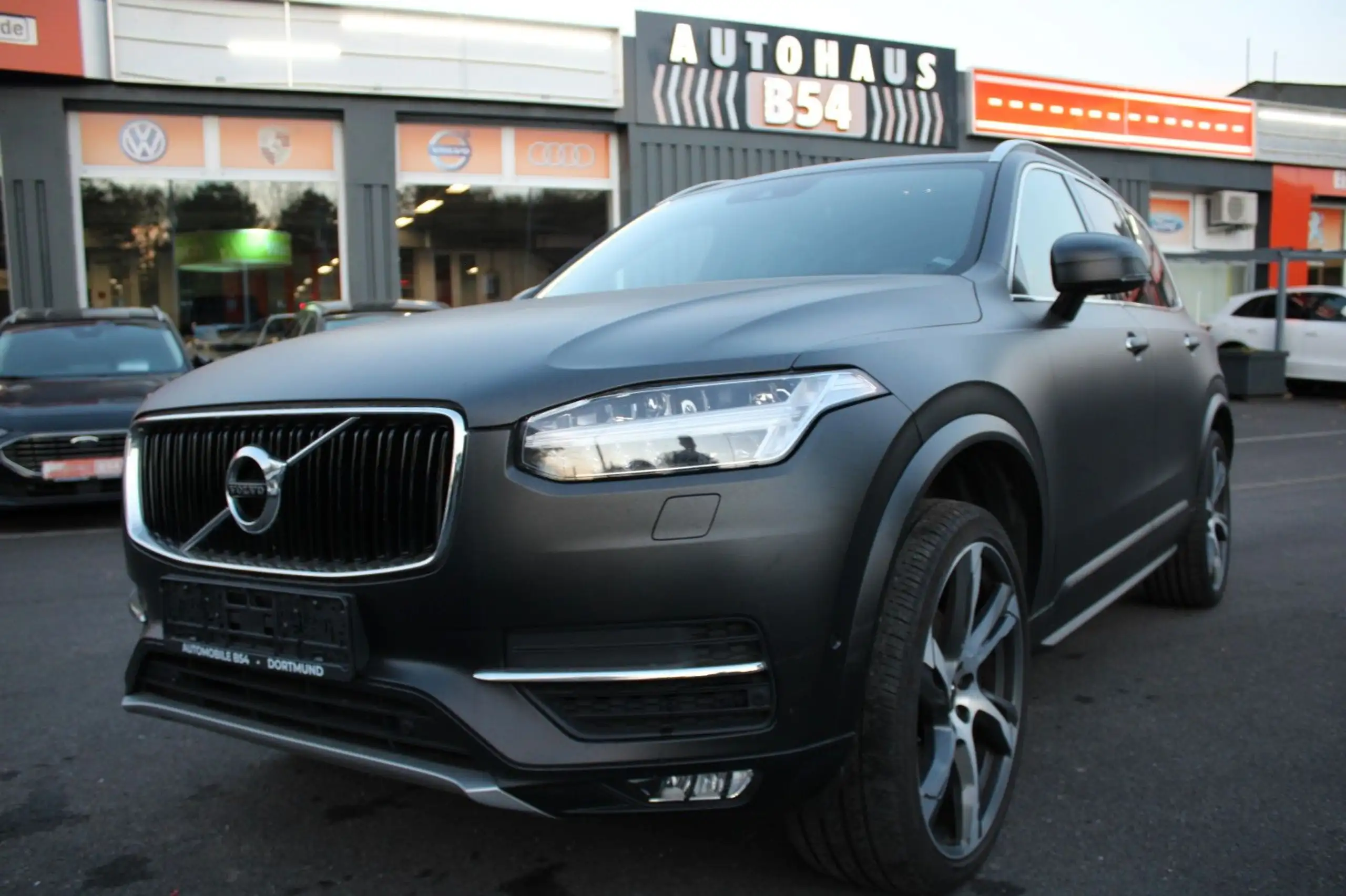 Volvo - XC90