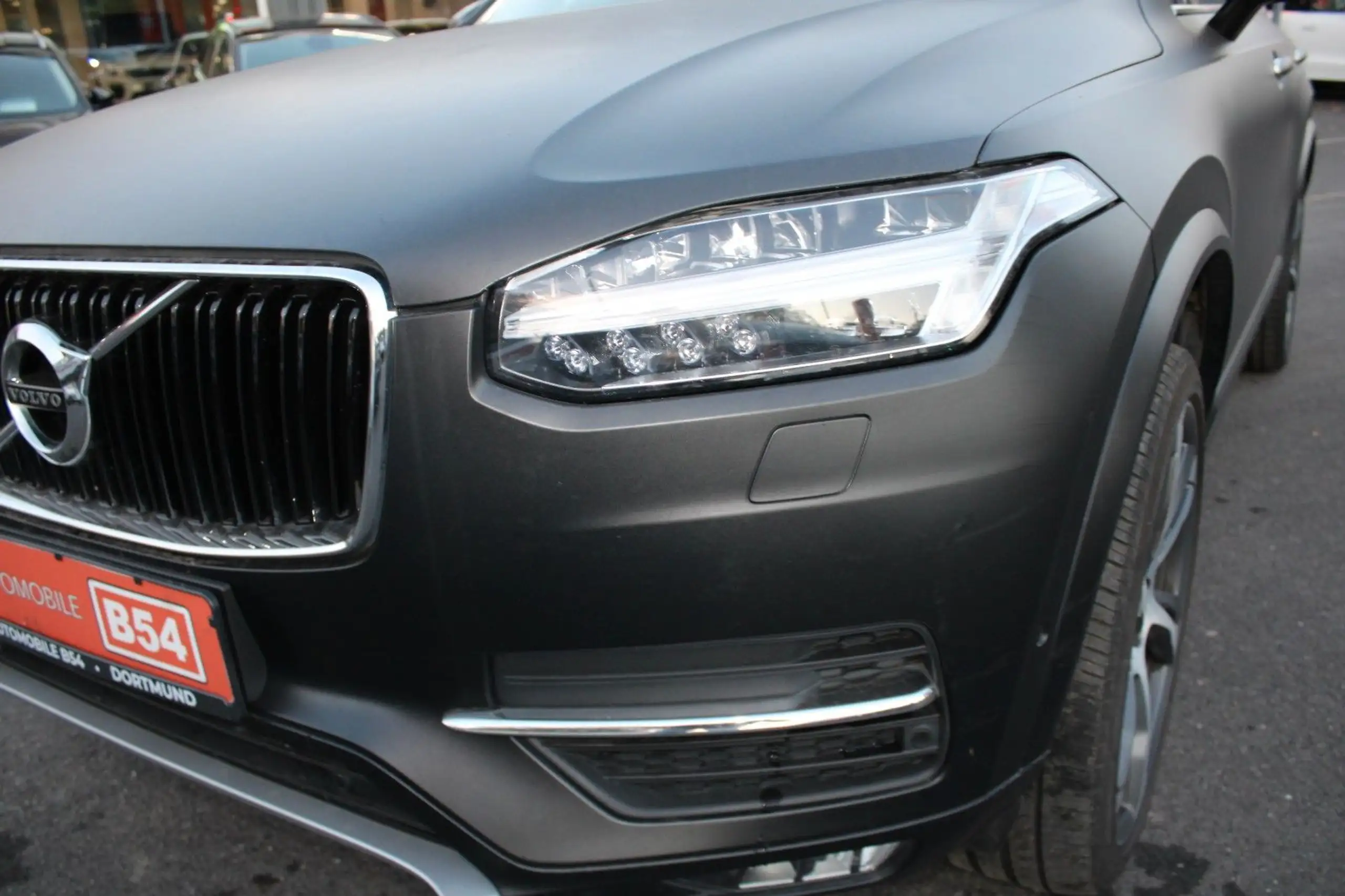 Volvo - XC90