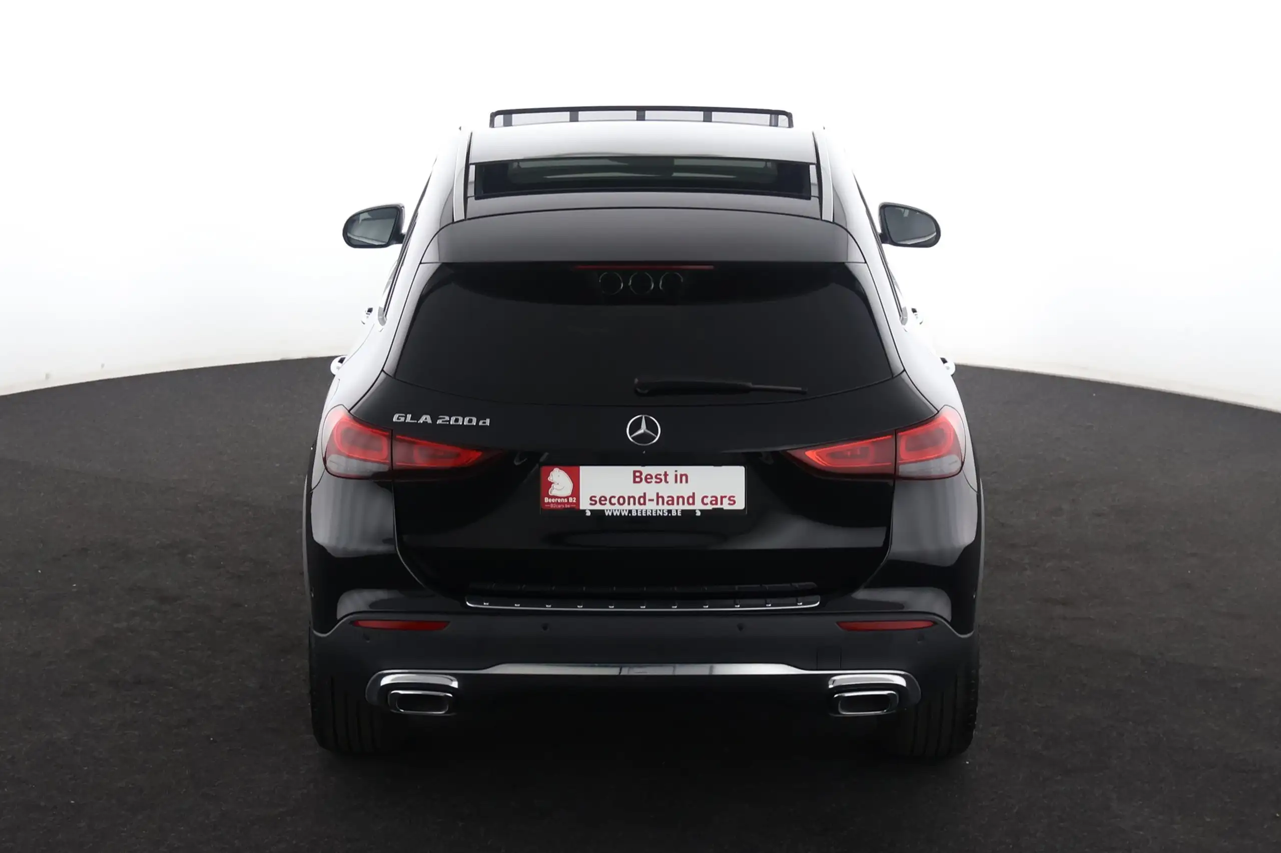 Mercedes-Benz - GLA 200