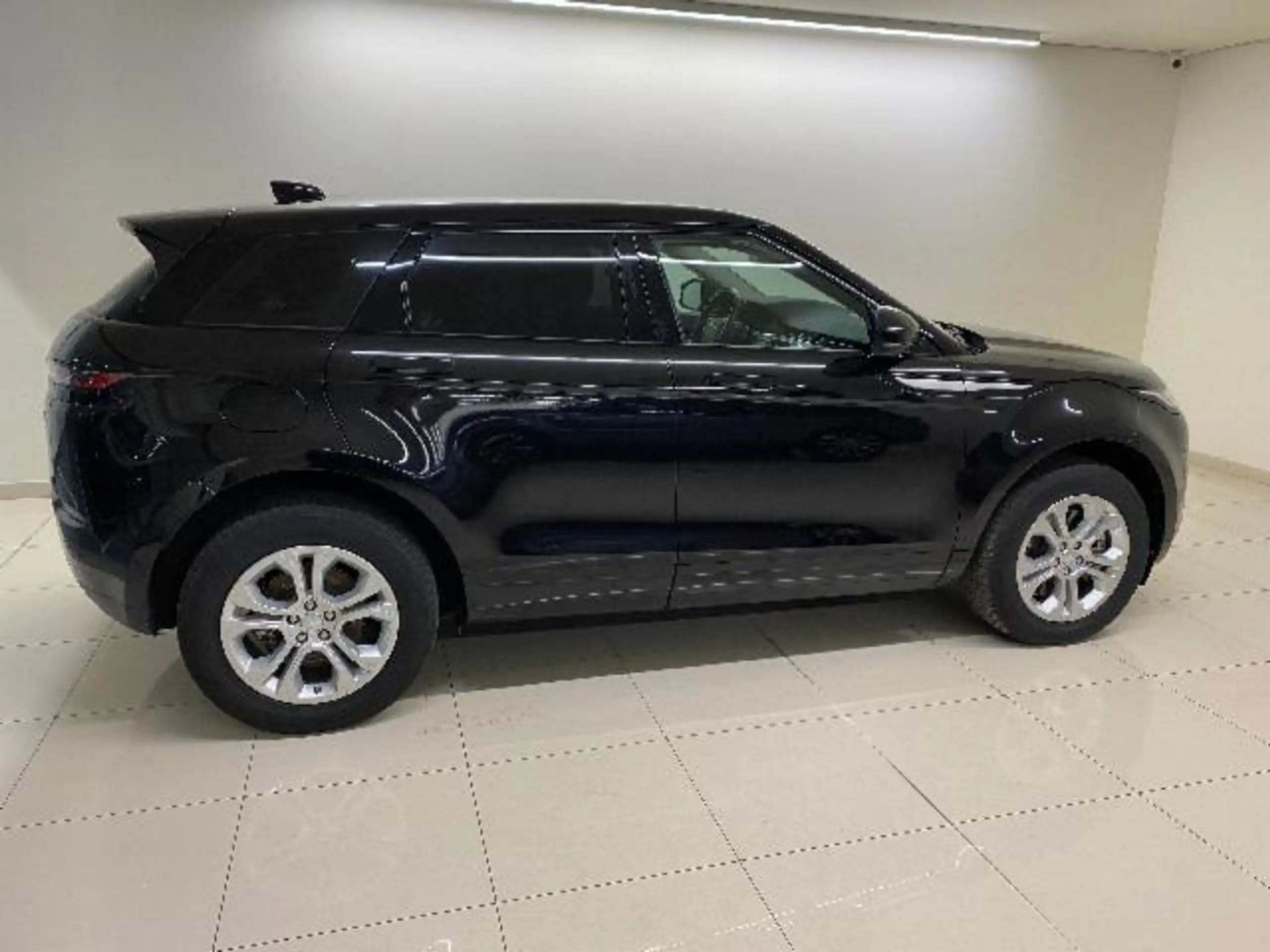 Land Rover - Range Rover Evoque