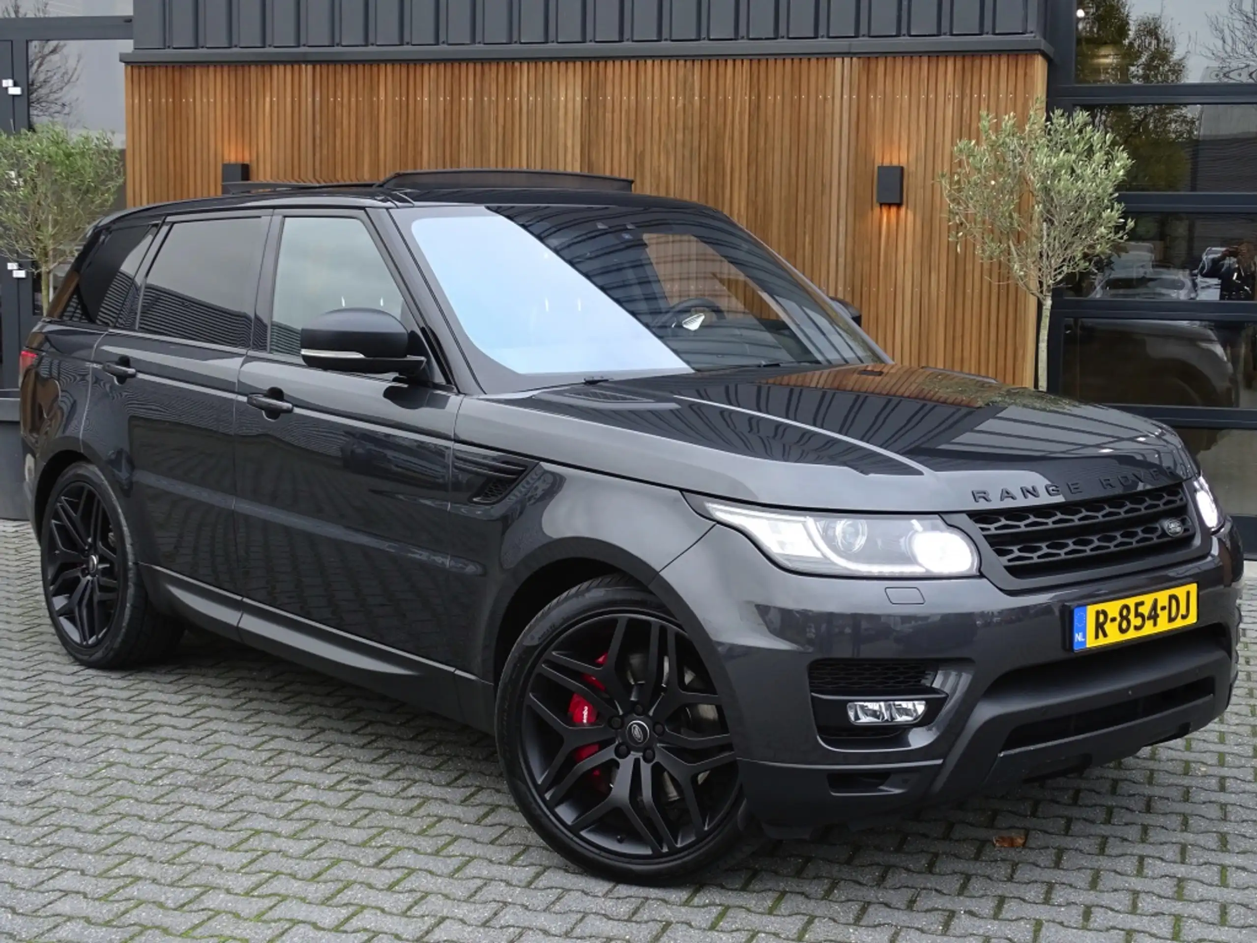 Land Rover - Range Rover Sport